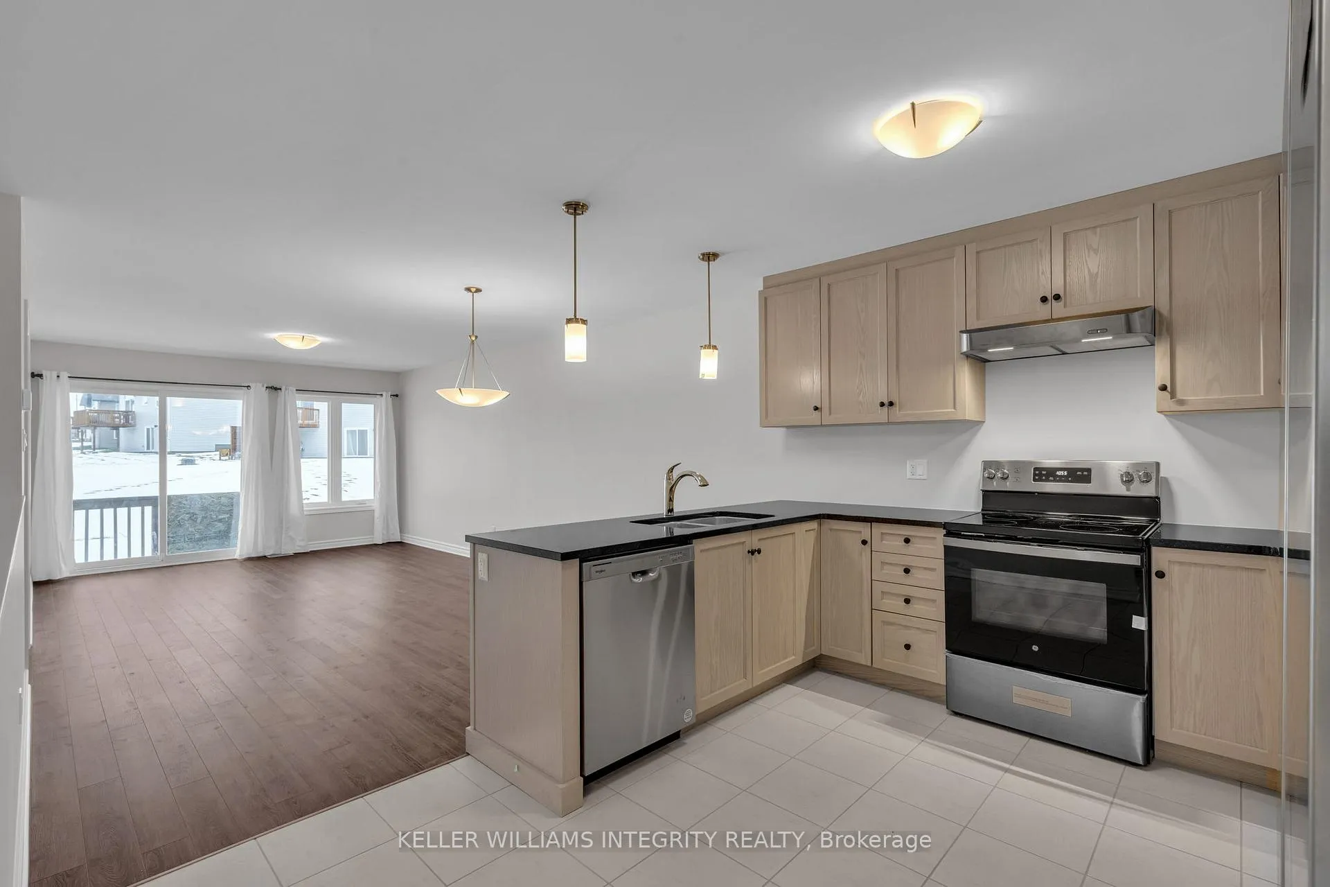 Photo 51 of 128 Seabert Drive, Arnprior — HOMEH