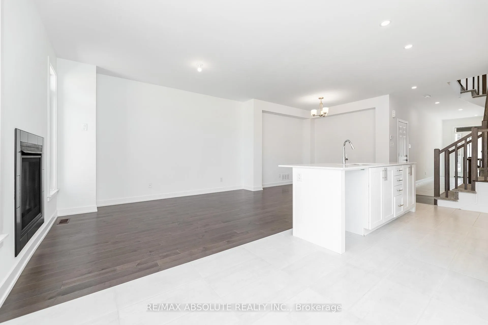 Photo 123 of 234 Zinnia Way, Ottawa, Riverside South/Gloucester Glen — HOMEH