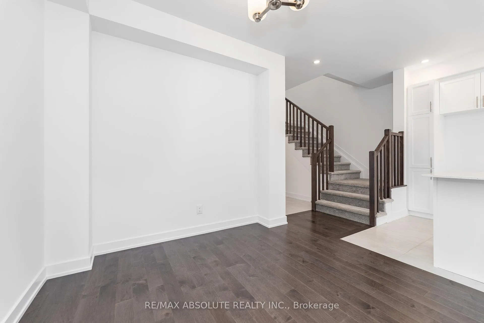 Photo 368 of 234 Zinnia Way, Ottawa, Riverside South/Gloucester Glen — HOMEH