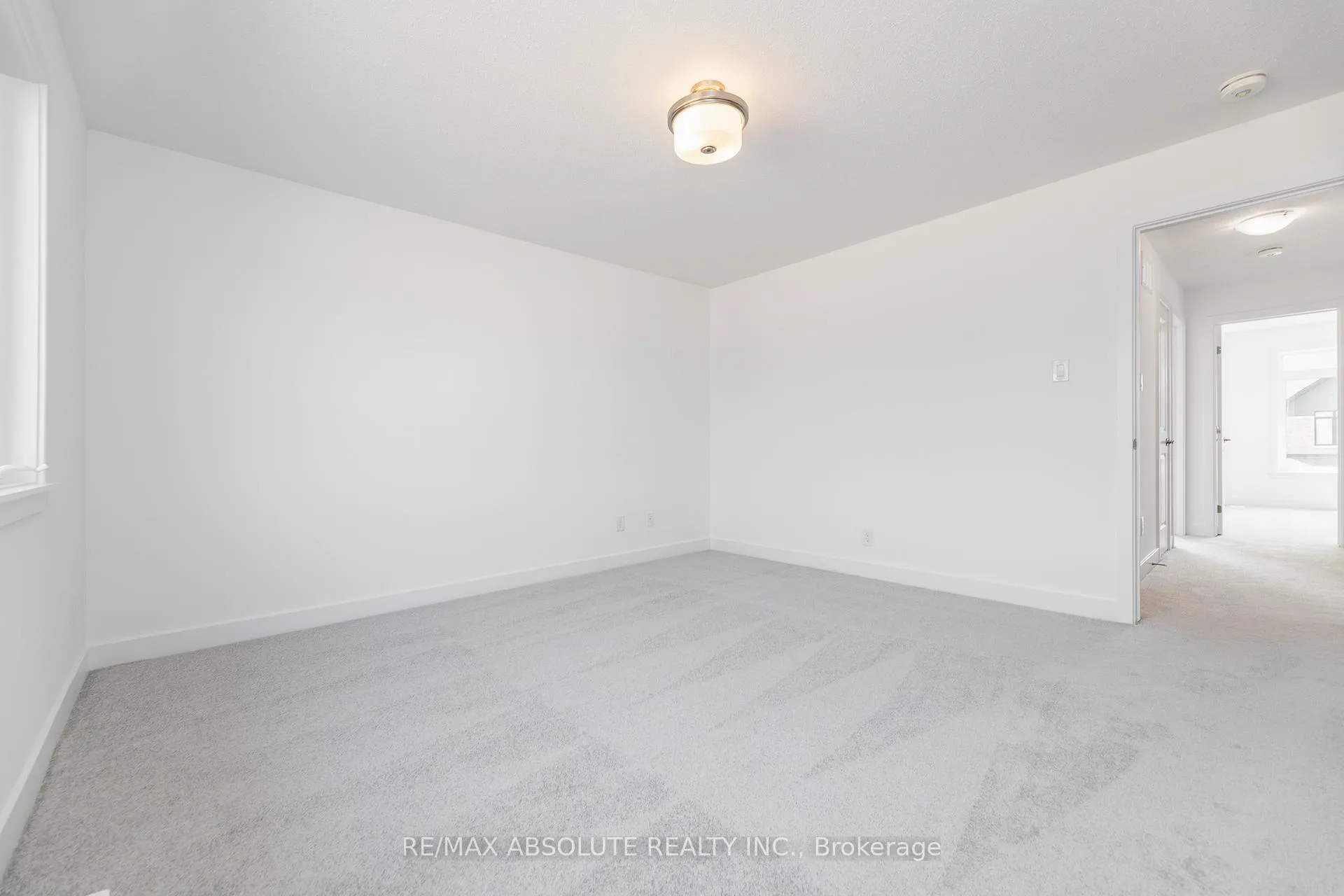 Photo 533 of 234 Zinnia Way, Ottawa, Riverside South/Gloucester Glen — HOMEH