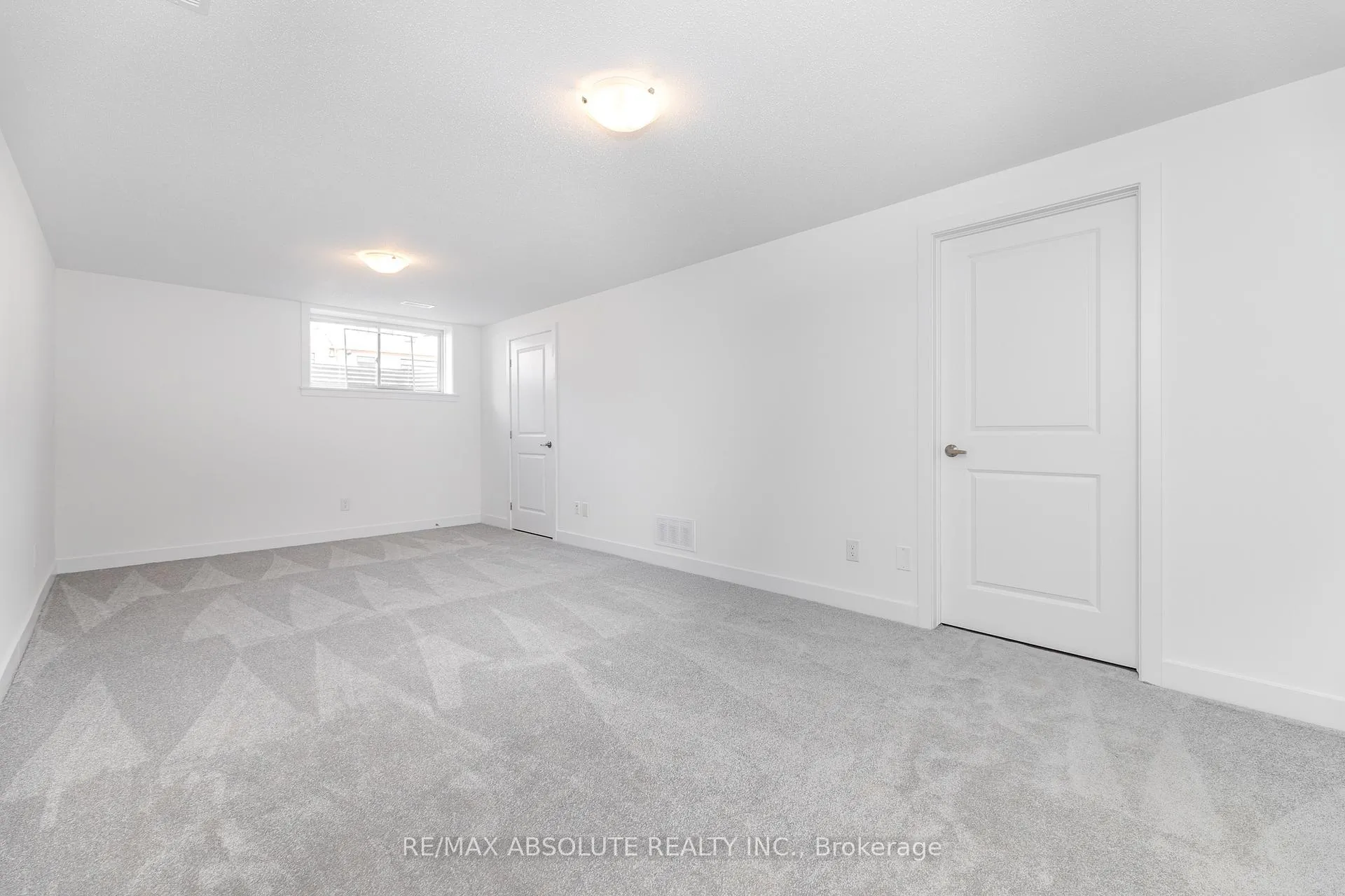 Photo 661 of 234 Zinnia Way, Ottawa, Riverside South/Gloucester Glen — HOMEH