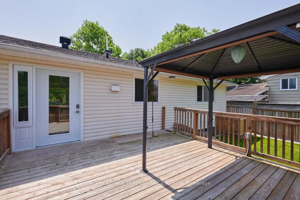 Photo 637 of 2154 Monson Crescent, Ottawa, Beacon Hill North — HOMEH