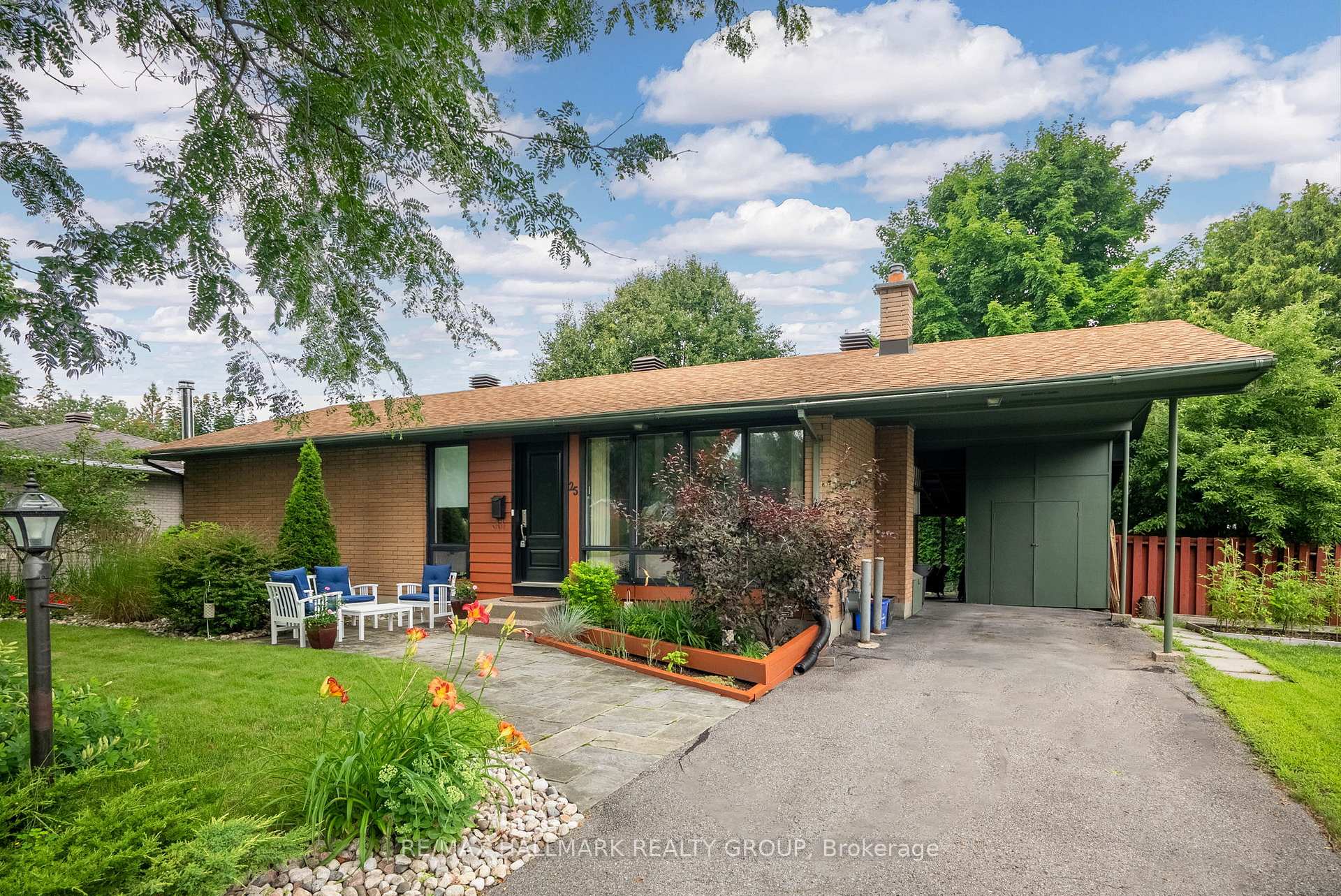 Photo 1 of 25 Ellery Crescent, Ottawa, Lynwood Village — HOMEH