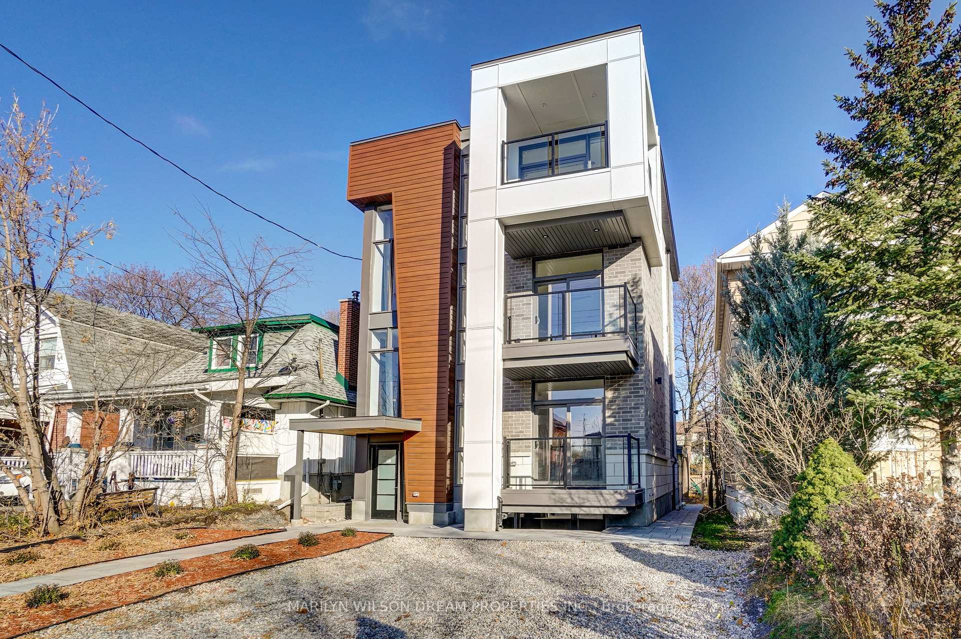 Photo 2 of Unit 1, 9 Gilchrist Avenue, Ottawa, Ottawa West — HOMEH