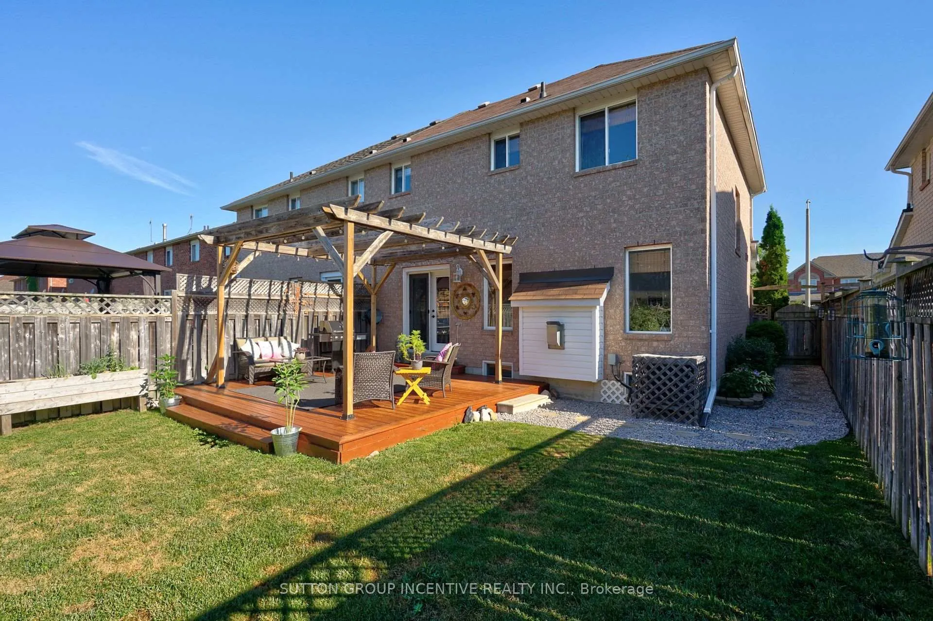 Photo 11 of 56 Weymouth Road, Barrie, Georgian Drive — HOMEH