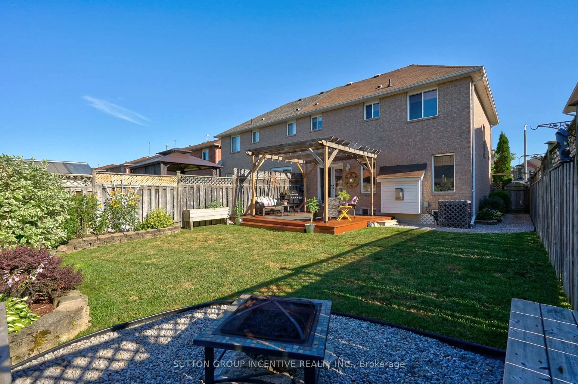 Photo 12 of 56 Weymouth Road, Barrie, Georgian Drive — HOMEH
