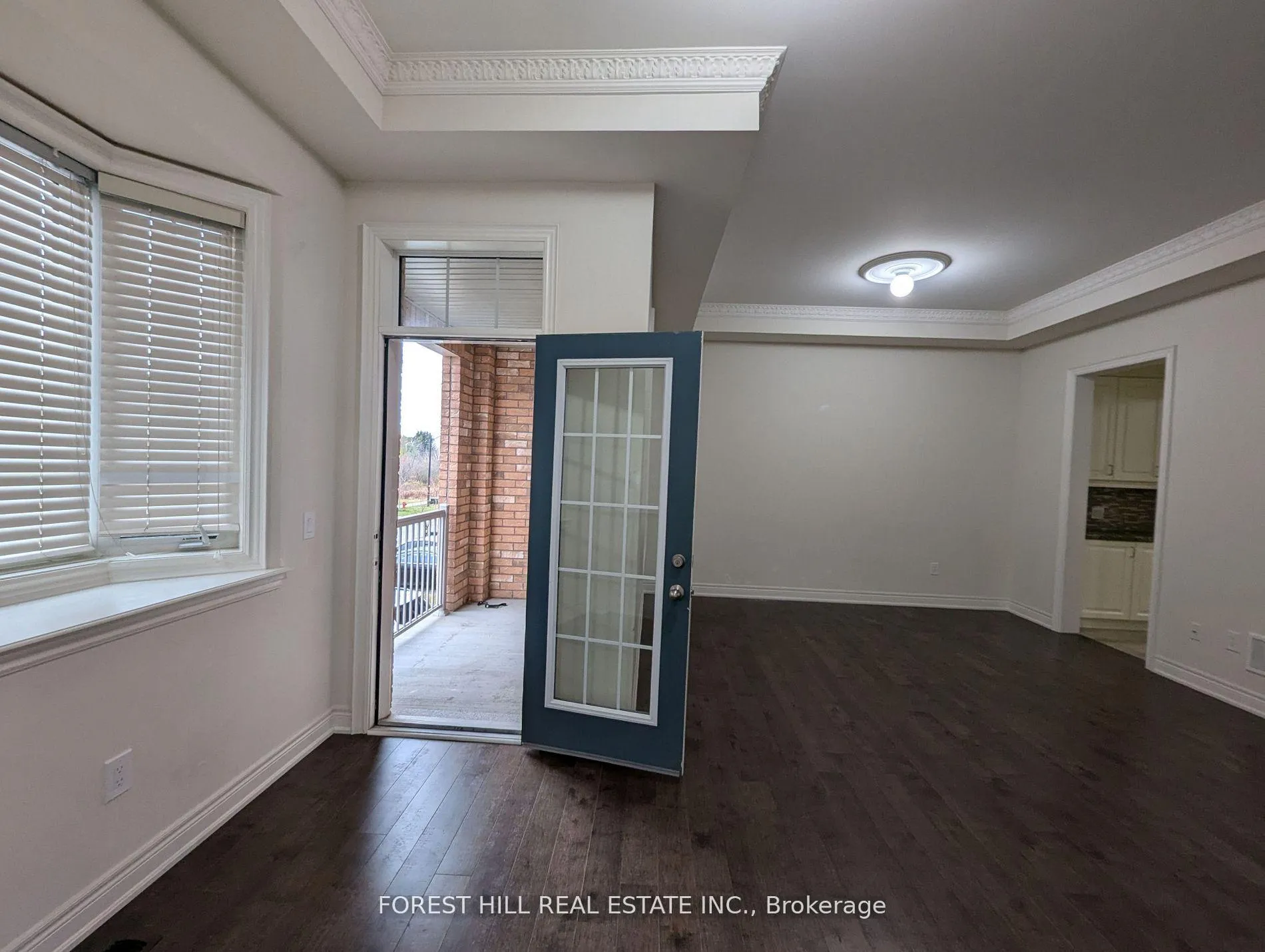 Photo 3 of 11 Joseph Hartman Crescent, Aurora, Bayview Northeast — HOMEH
