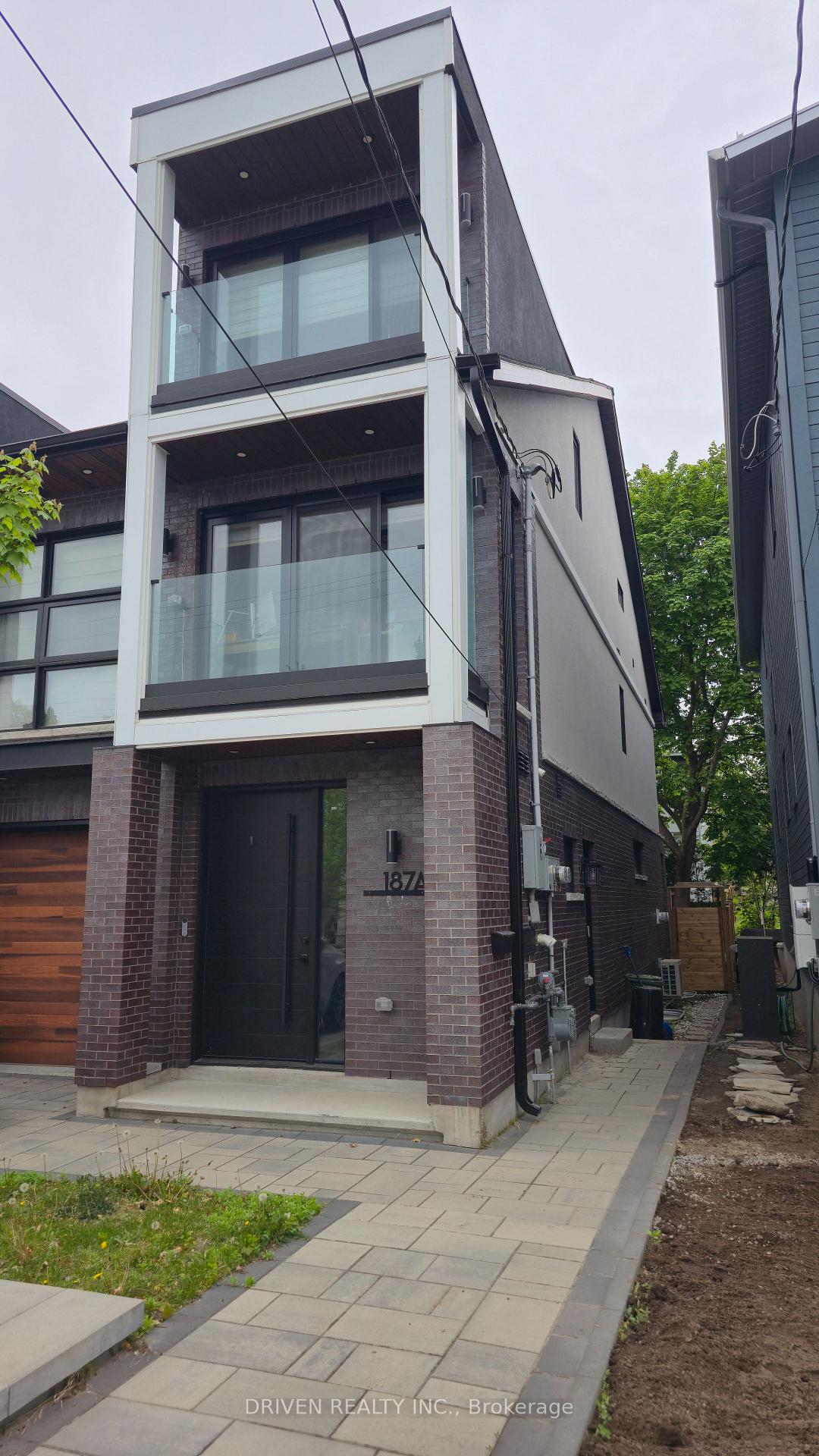Photo 1 of Unit B, 187 Carleton Avenue, Ottawa, Ottawa West/Tunneys Pasture — HOMEH