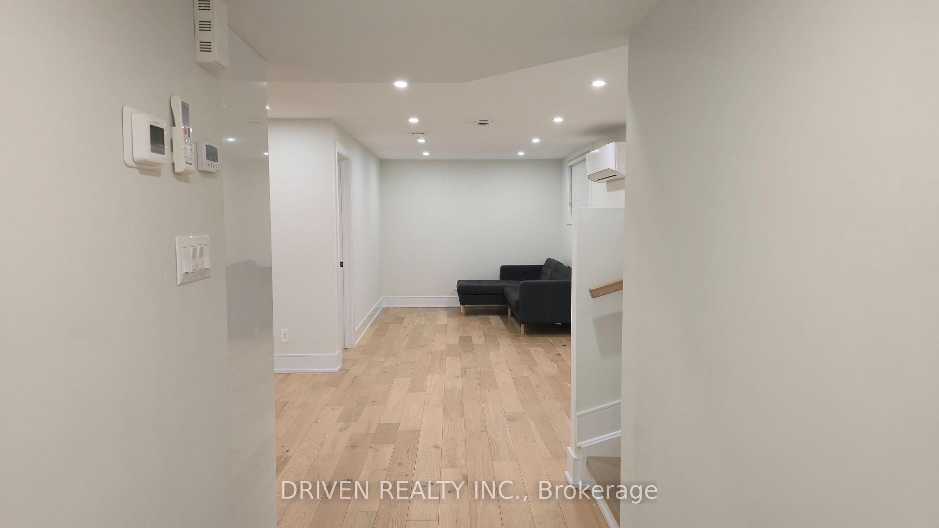 Photo 8 of Unit B, 187 Carleton Avenue, Ottawa, Ottawa West/Tunneys Pasture — HOMEH