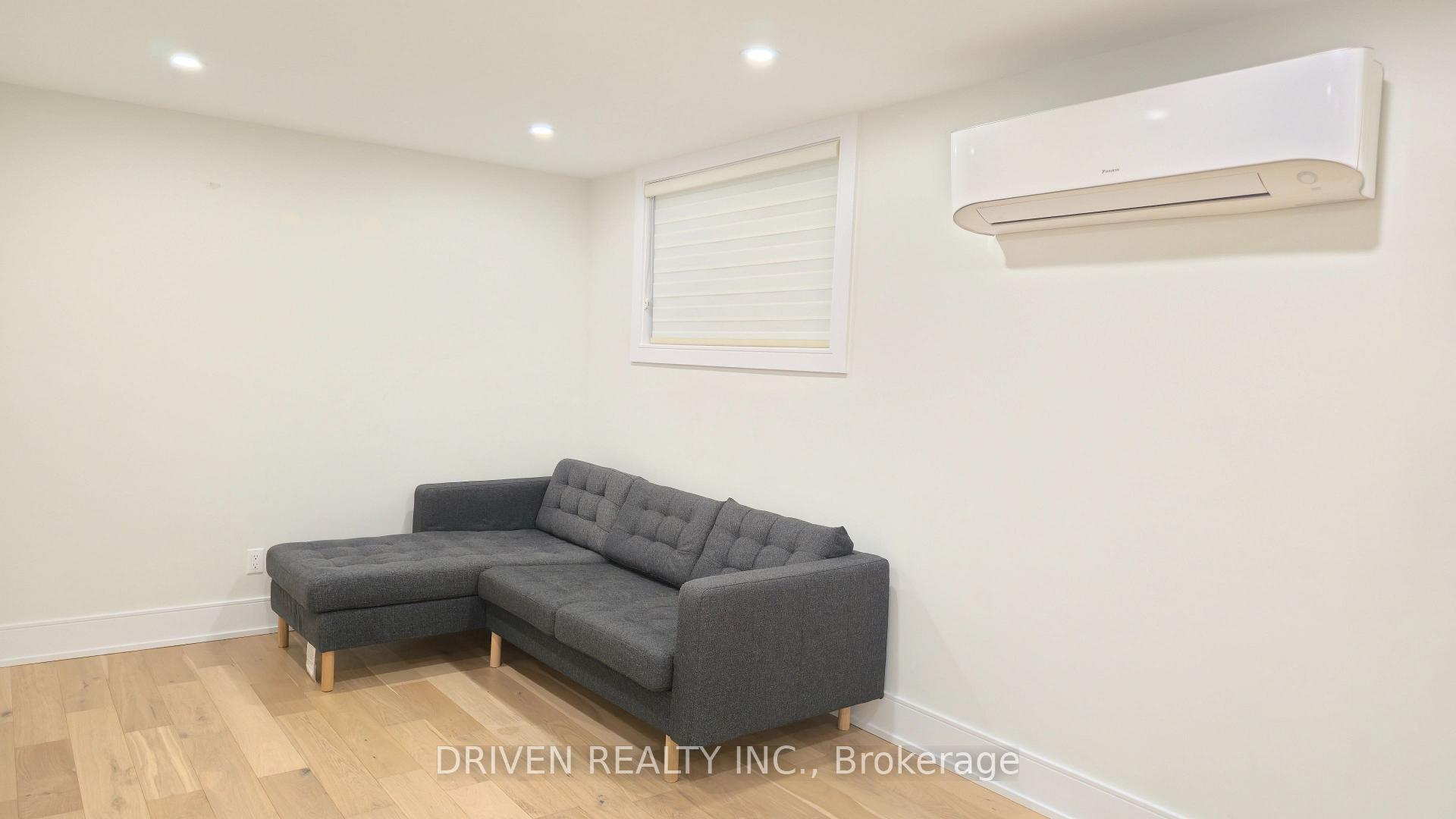 Photo 9 of Unit B, 187 Carleton Avenue, Ottawa, Ottawa West/Tunneys Pasture — HOMEH