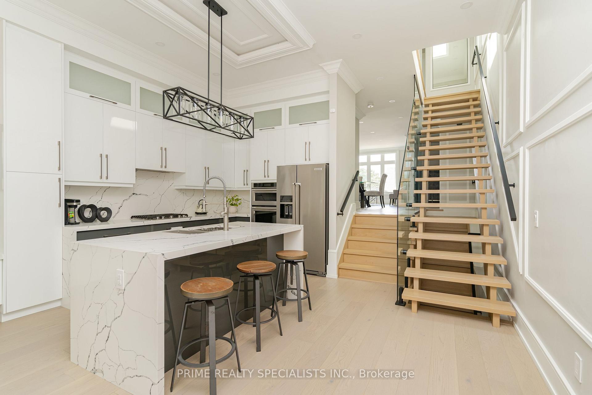 Photo 16 of 71 Sixteenth Street, Etobicoke, New Toronto — HOMEH