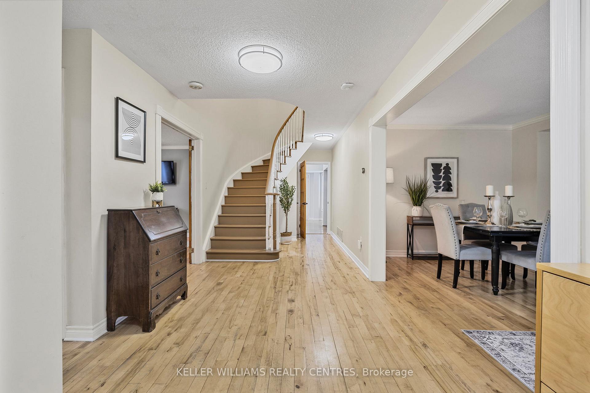 Photo 10 of 41 Bonny Meadows Drive, Aurora, Aurora Highlands — HOMEH