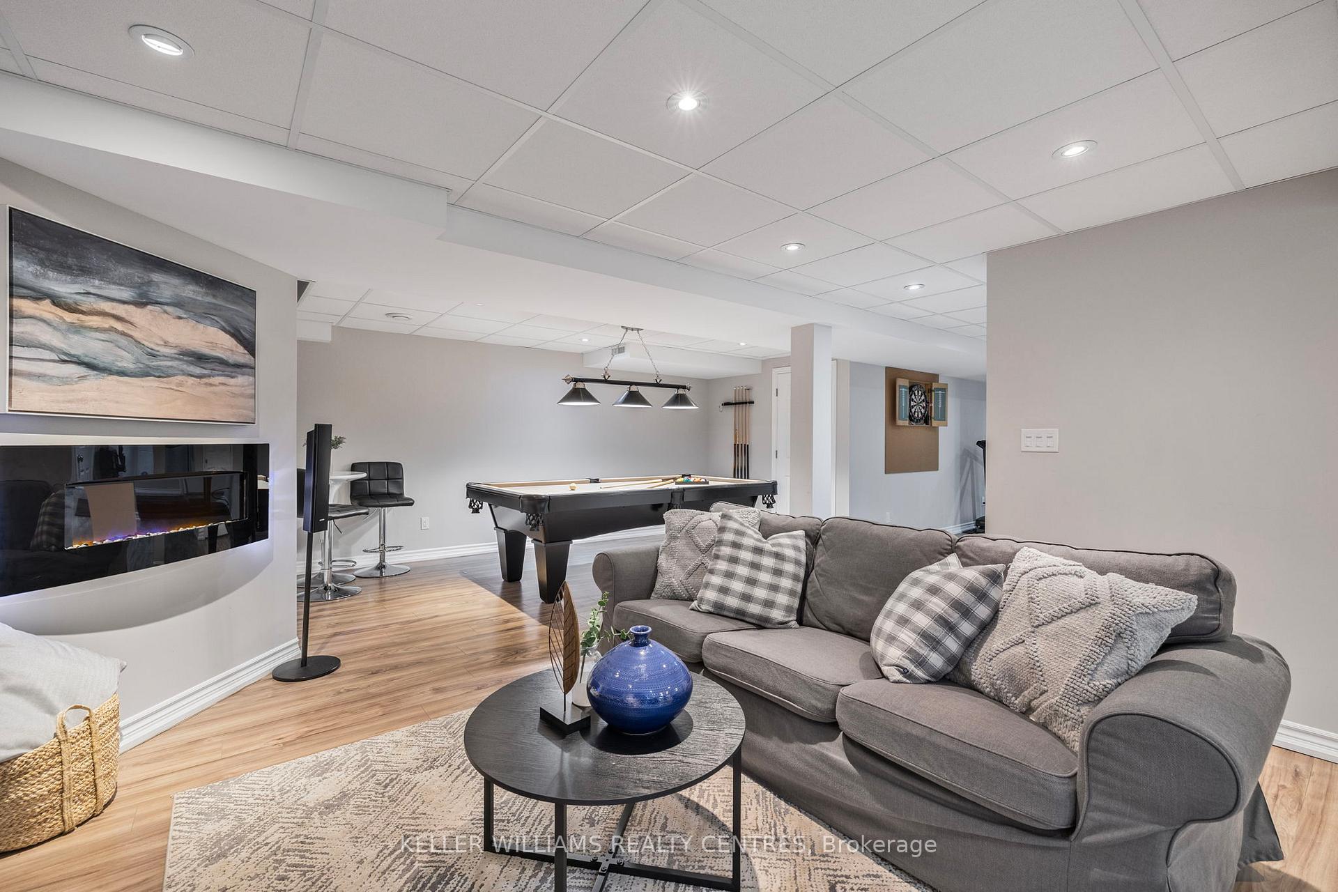 Photo 32 of 41 Bonny Meadows Drive, Aurora, Aurora Highlands — HOMEH