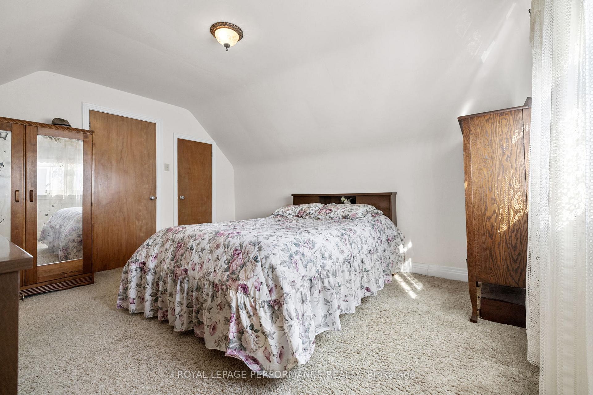 Photo 20 of 1084 Richard Avenue, Ottawa, Billings Bridge — HOMEH