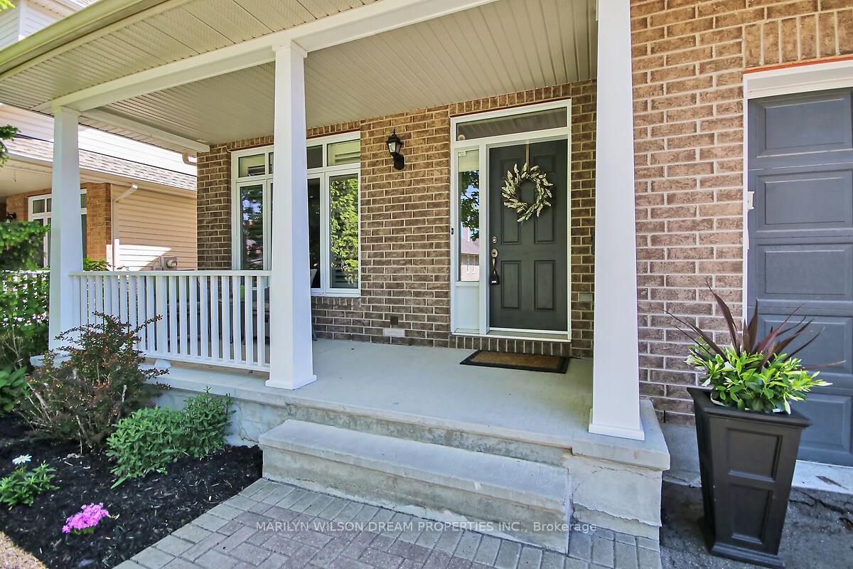 Photo 3 of 652 Netley Circle, Ottawa, Blossom Park/Kemp Park/Findlay Creek — HOMEH