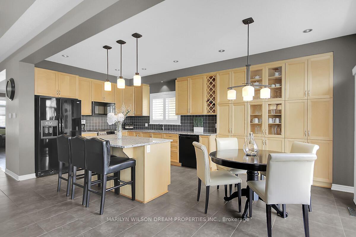 Photo 15 of 652 Netley Circle, Ottawa, Blossom Park/Kemp Park/Findlay Creek — HOMEH
