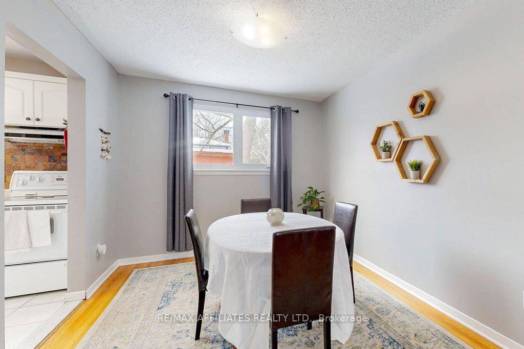 Photo 4 of 23 Burnview Crescent, Ottawa, Blackburn Hamlet — HOMEH