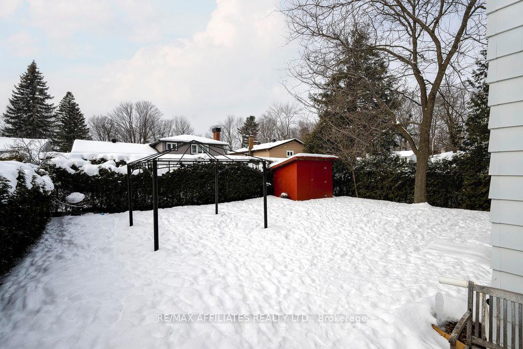 Photo 24 of 23 Burnview Crescent, Ottawa, Blackburn Hamlet — HOMEH