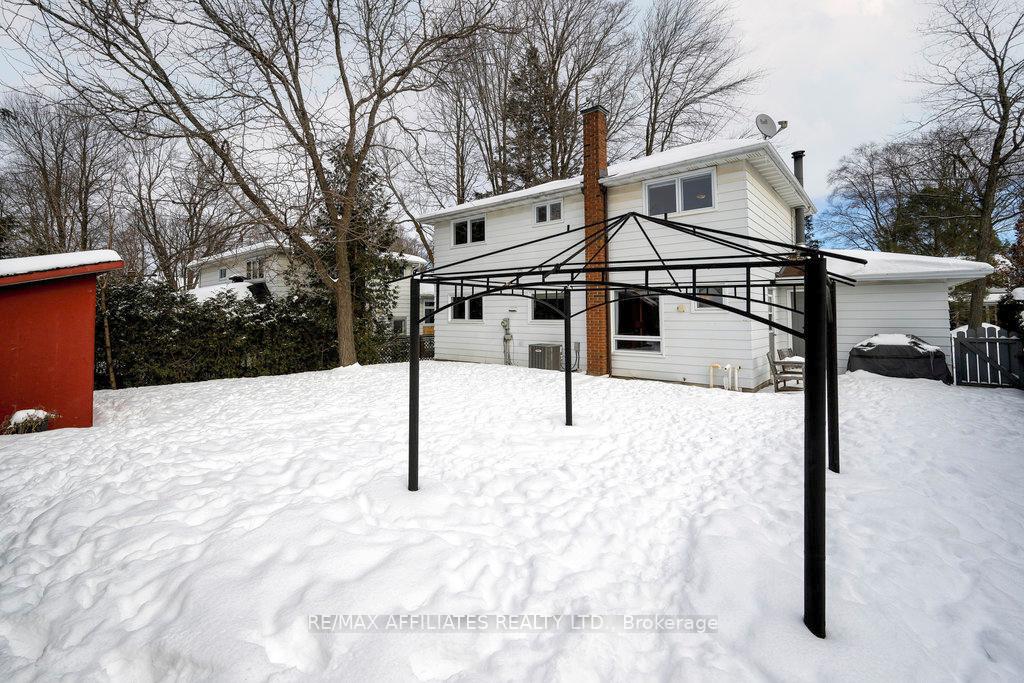Photo 34 of 23 Burnview Crescent, Ottawa, Blackburn Hamlet — HOMEH