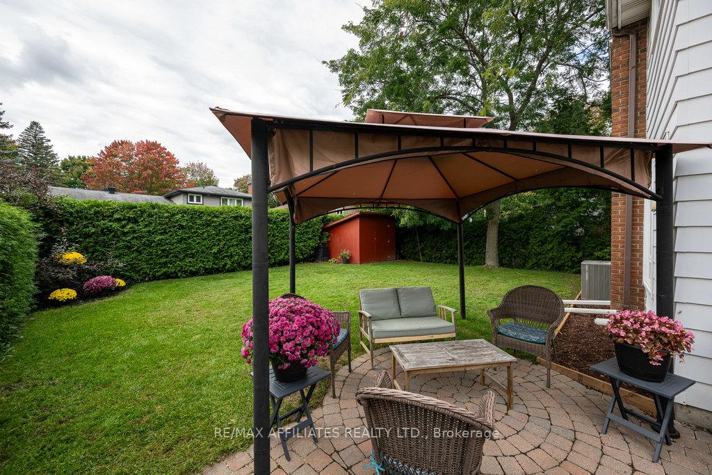 Photo 31 of 23 Burnview Crescent, Ottawa, Blackburn Hamlet — HOMEH