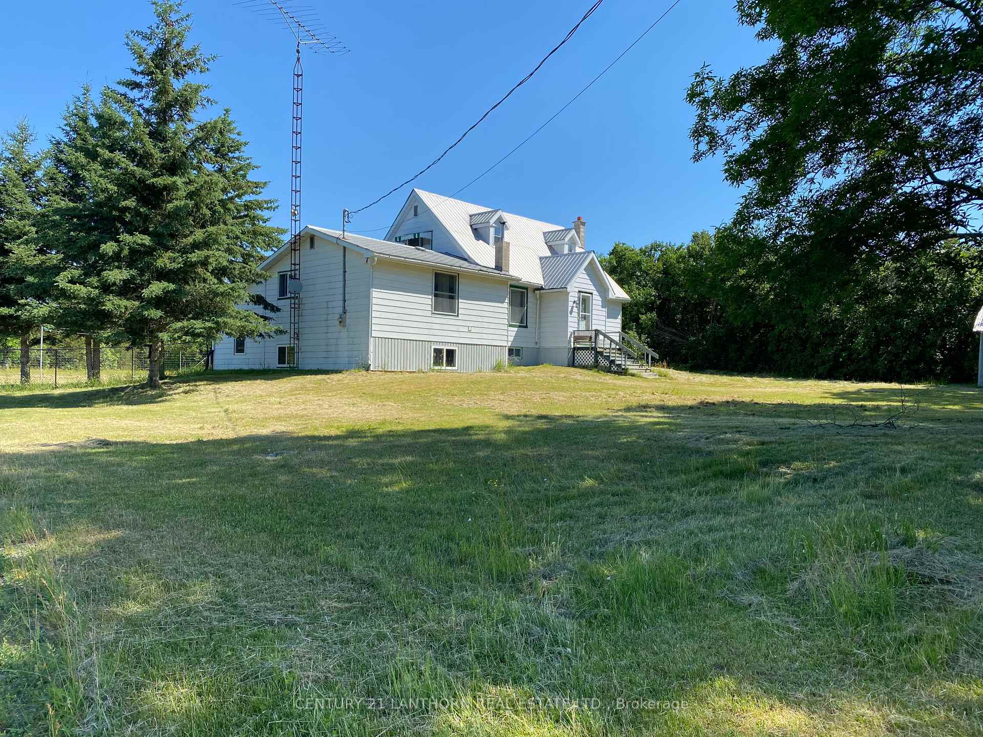 Photo 2 of 897 Enright Road S, Tyendinaga, Tyendinaga Township — HOMEH