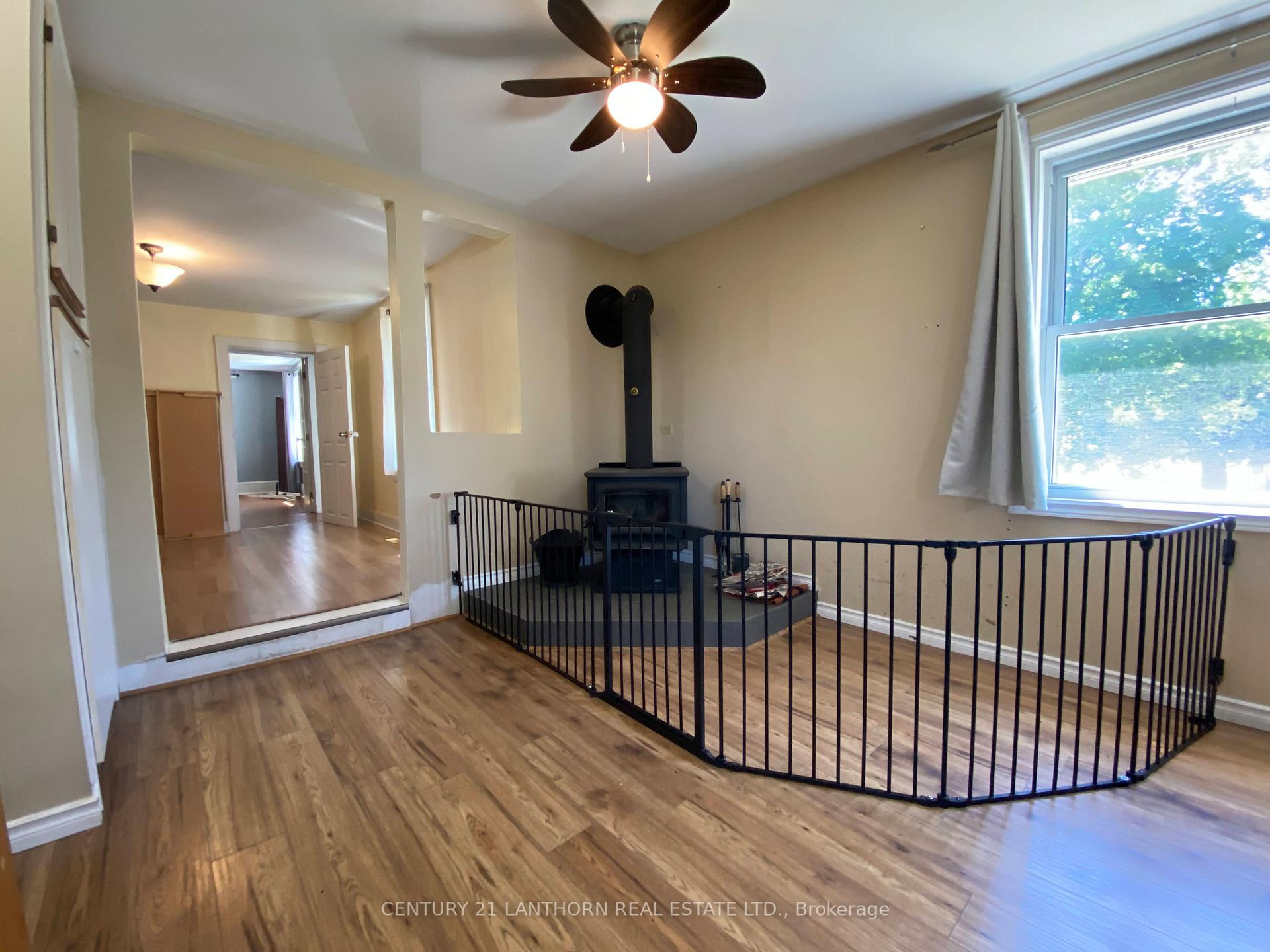 Photo 8 of 897 Enright Road S, Tyendinaga, Tyendinaga Township — HOMEH