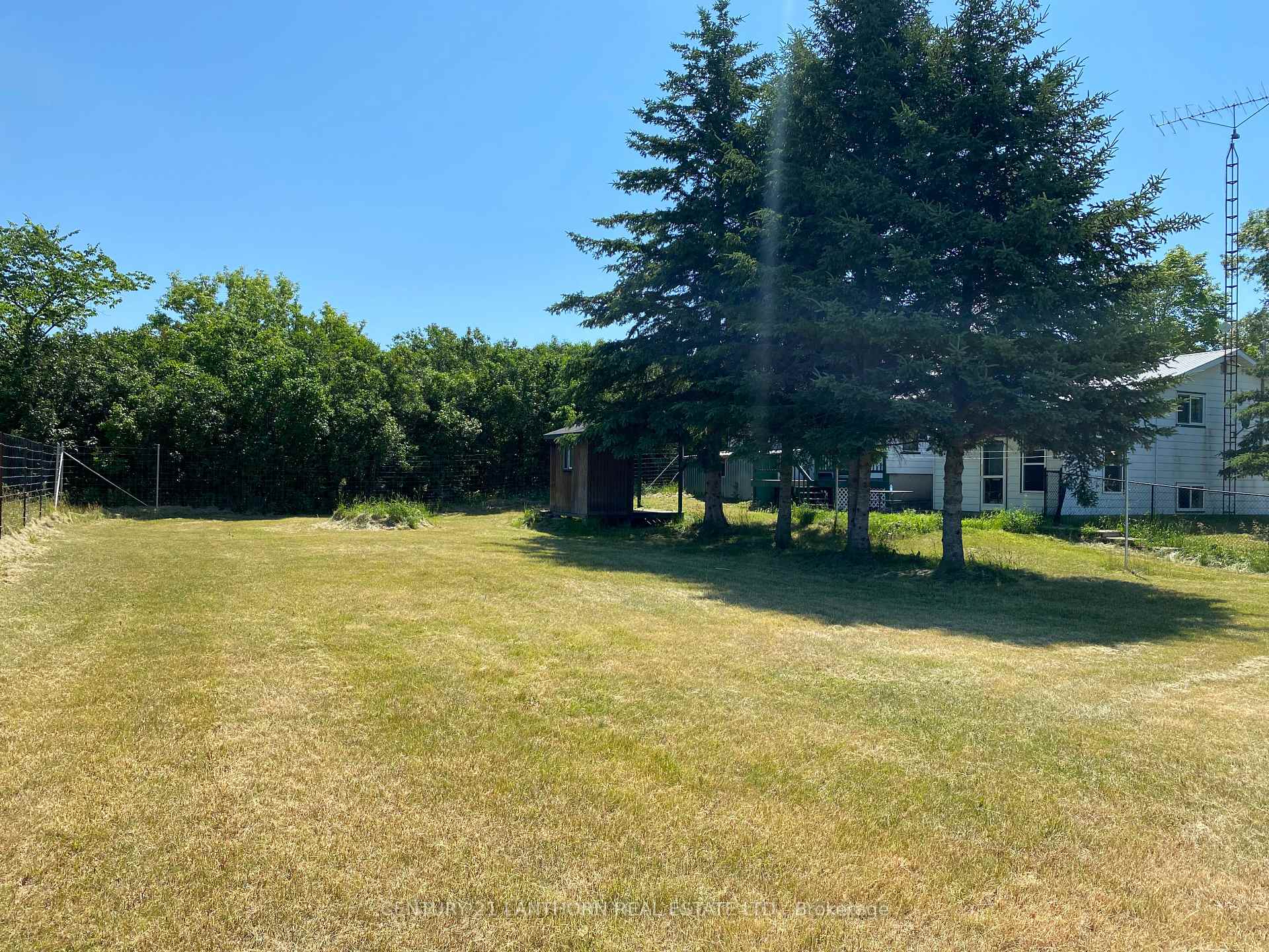 Photo 15 of 897 Enright Road S, Tyendinaga, Tyendinaga Township — HOMEH
