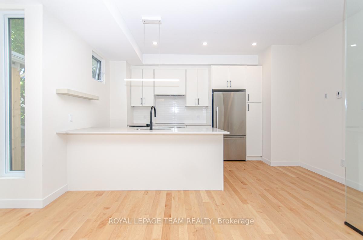 Photo 16 of 88 Hamilton Avenue N, Ottawa, Ottawa West — HOMEH