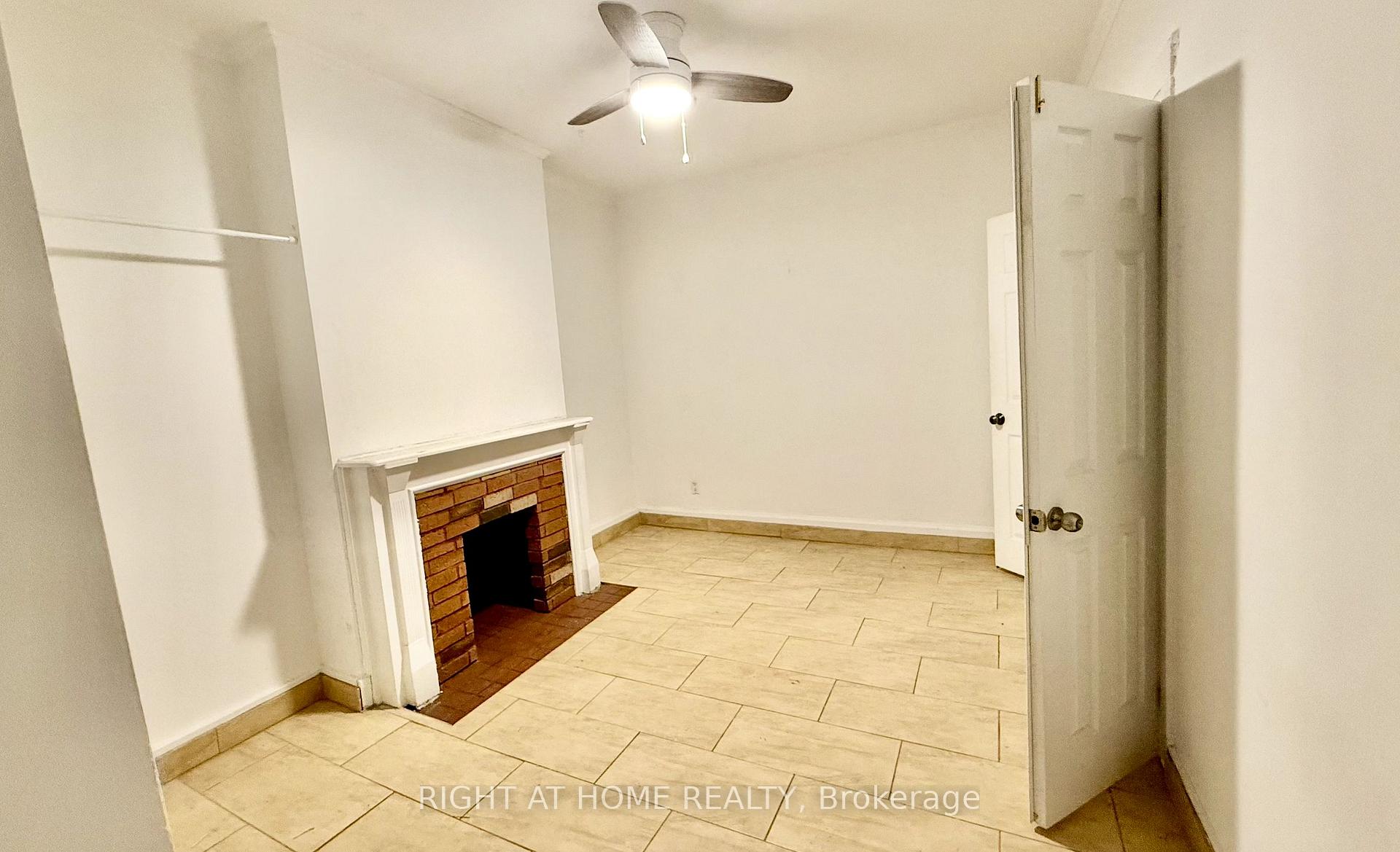 Photo 14 of Unit 1, 636 Manning Avenue, Toronto, Palmerston-Little Italy — HOMEH
