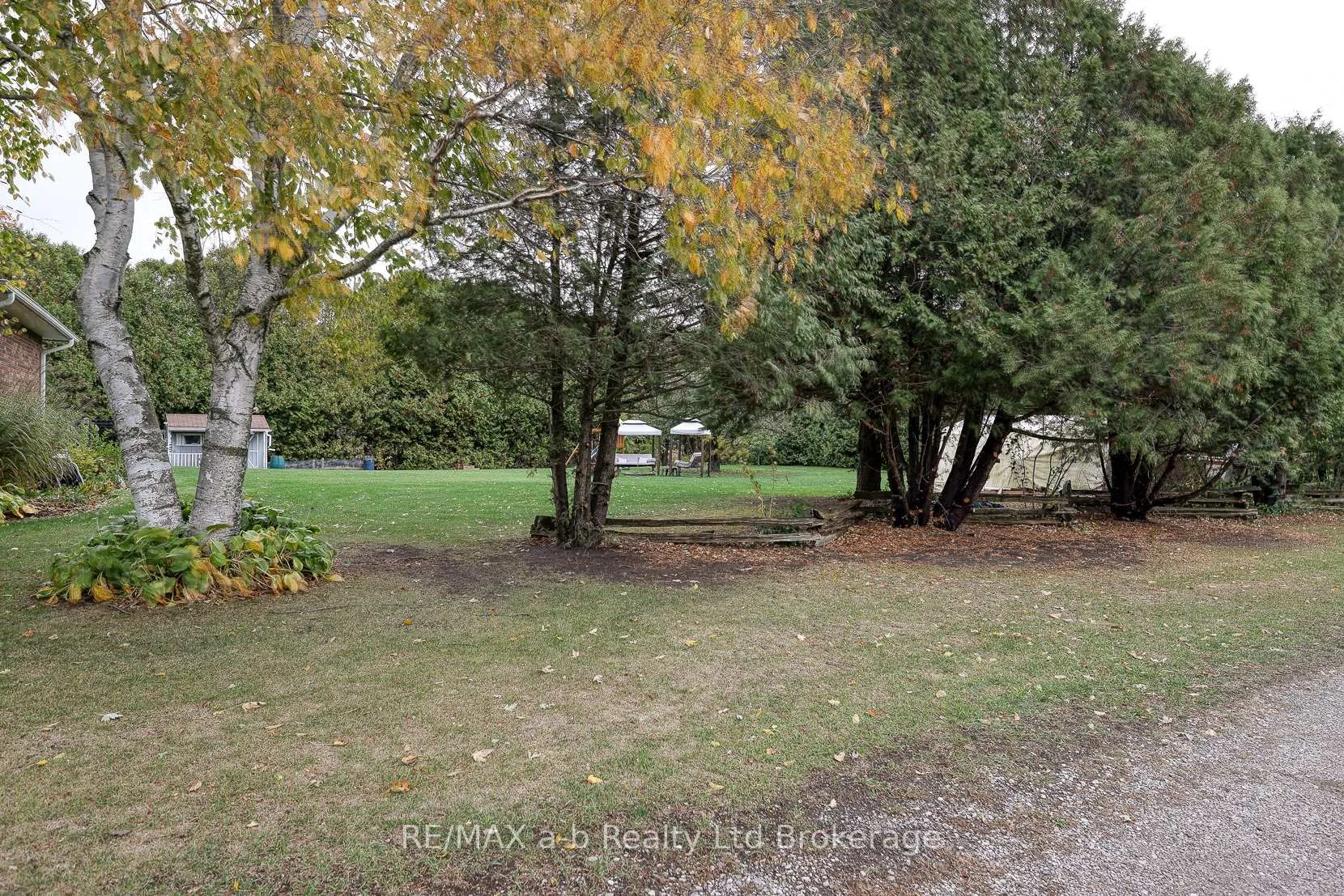 Photo 3 of 370 John Street S, Aylmer — HOMEH