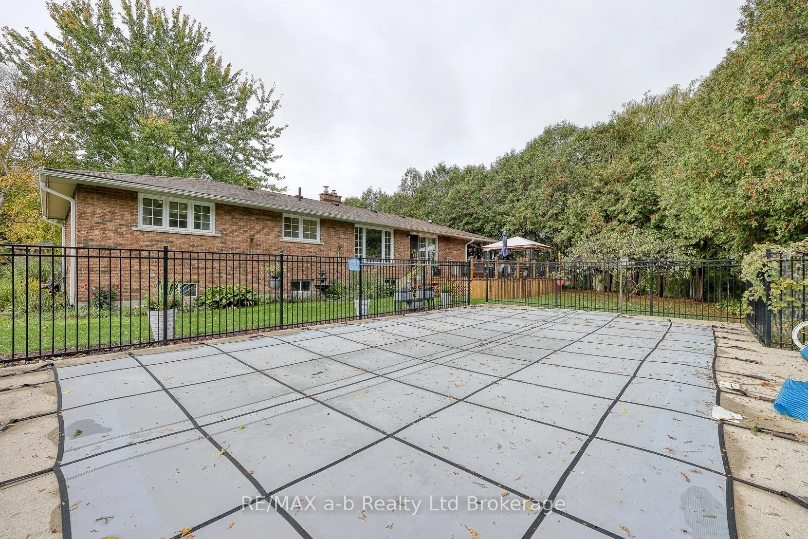 Photo 15 of 370 John Street S, Aylmer — HOMEH