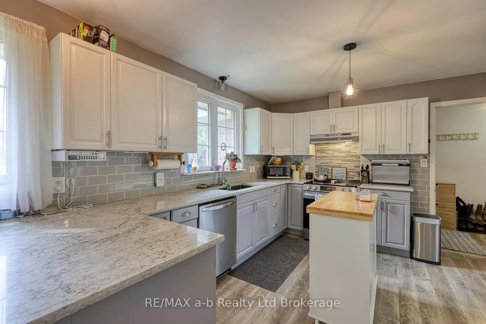 Photo 23 of 370 John Street S, Aylmer — HOMEH