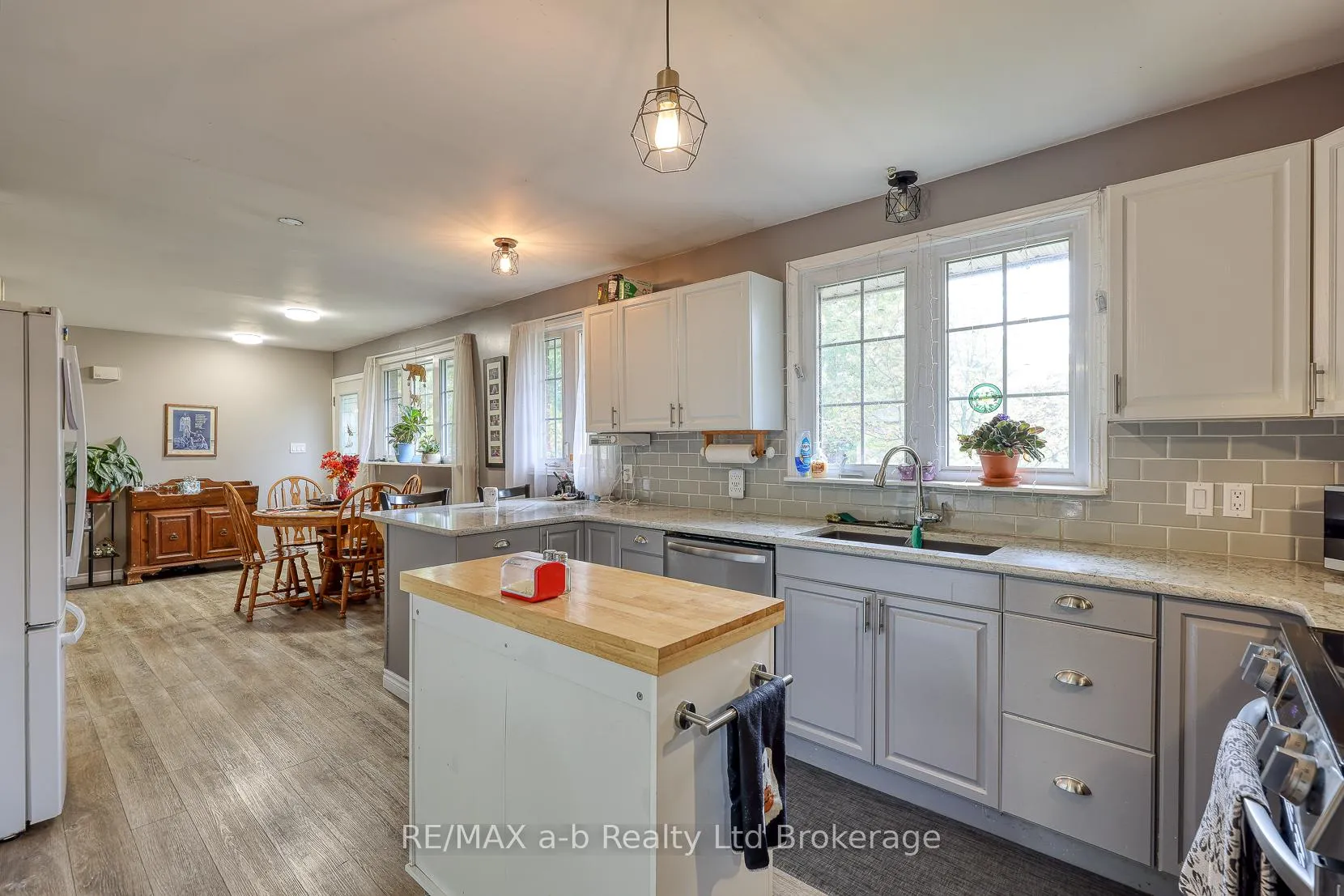 Photo 24 of 370 John Street S, Aylmer — HOMEH