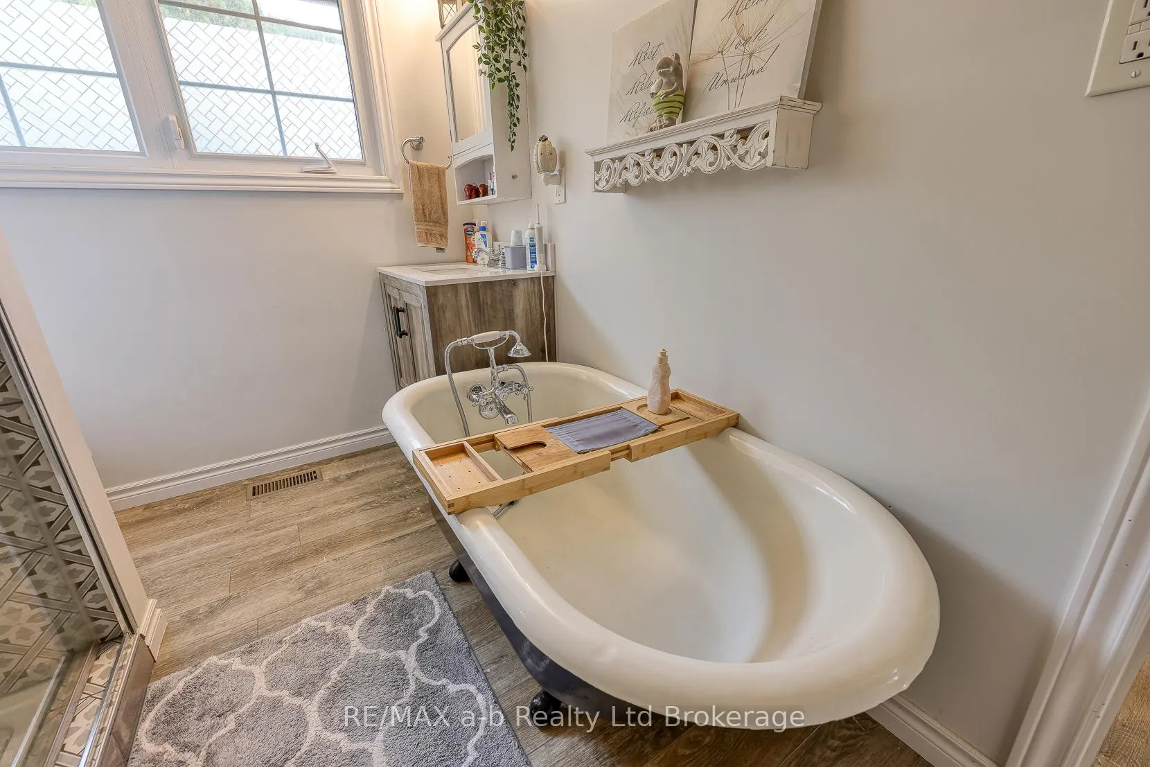 Photo 37 of 370 John Street S, Aylmer — HOMEH