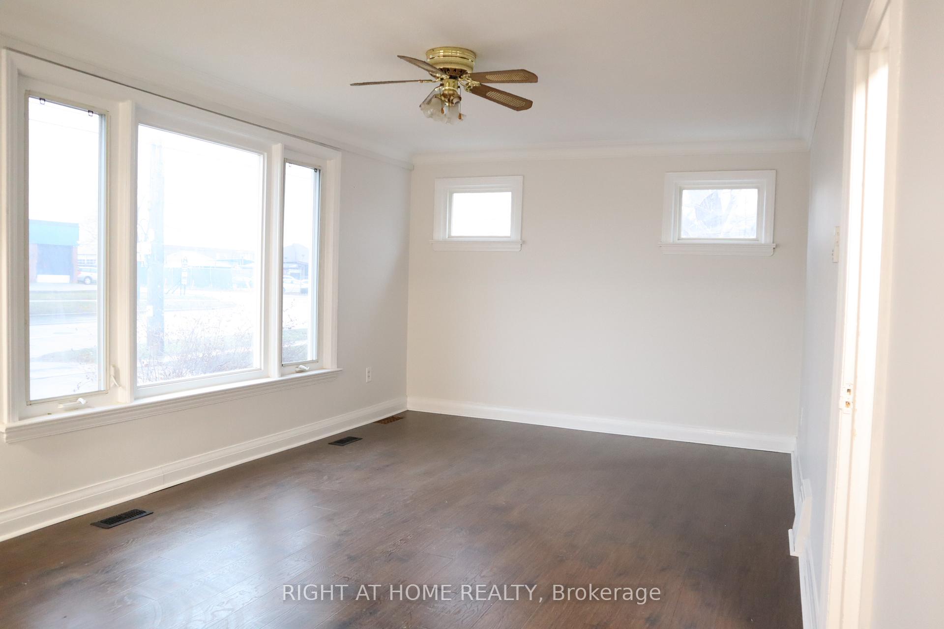 Photo 4 of Unit Upper, 483 Evans Avenue, Etobicoke, Alderwood — HOMEH