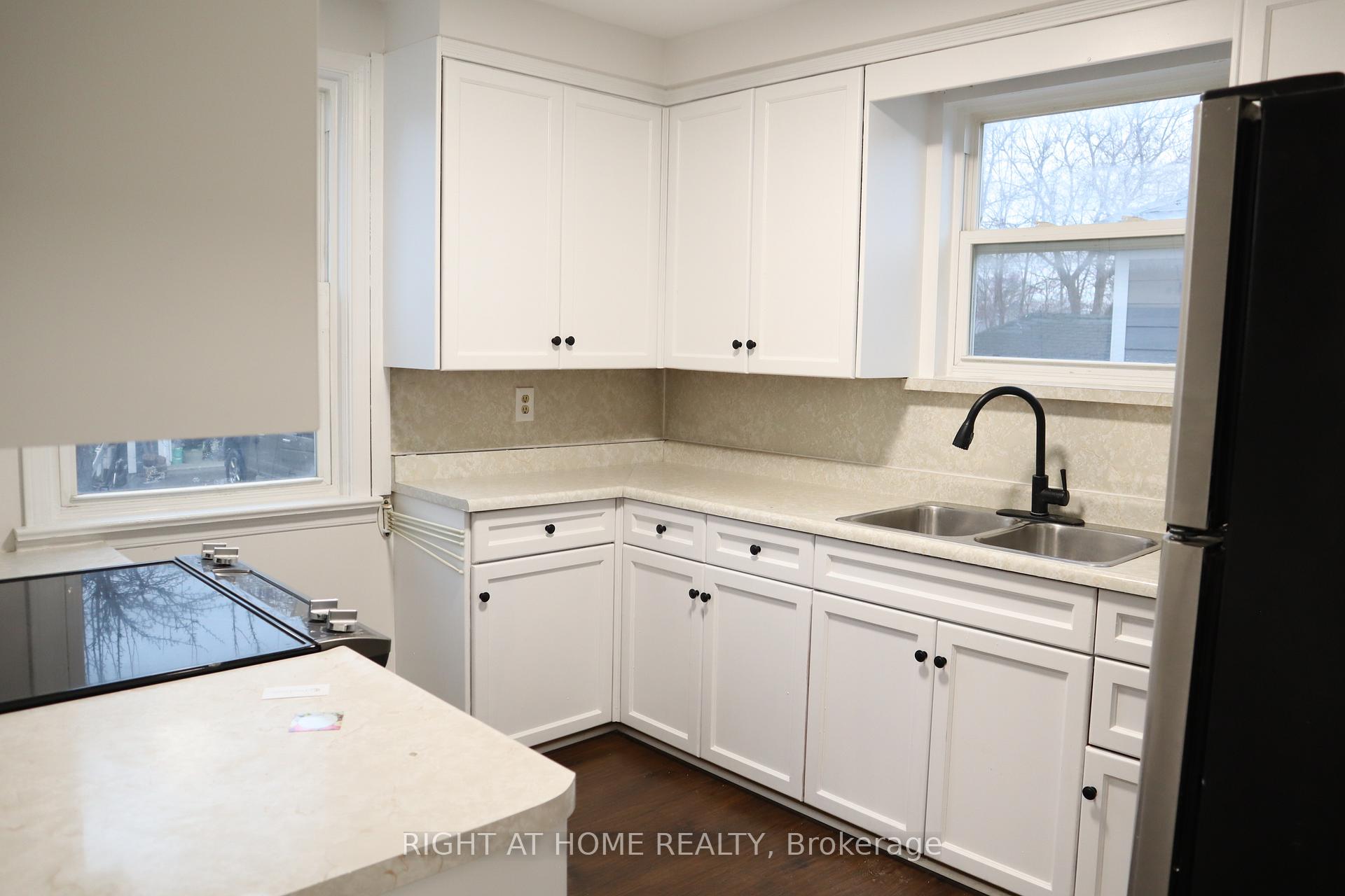 Photo 8 of Unit Upper, 483 Evans Avenue, Etobicoke, Alderwood — HOMEH