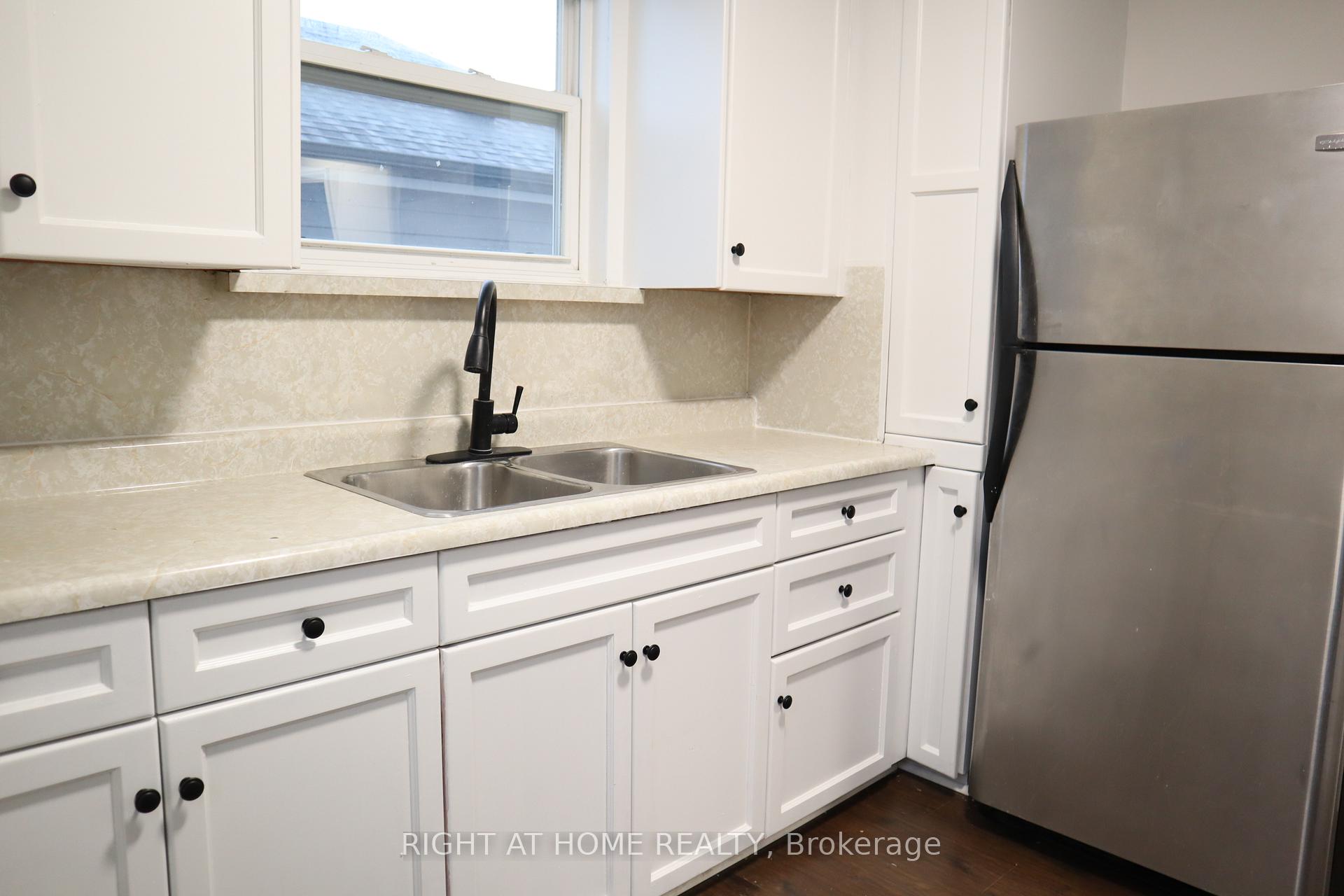 Photo 9 of Unit Upper, 483 Evans Avenue, Etobicoke, Alderwood — HOMEH