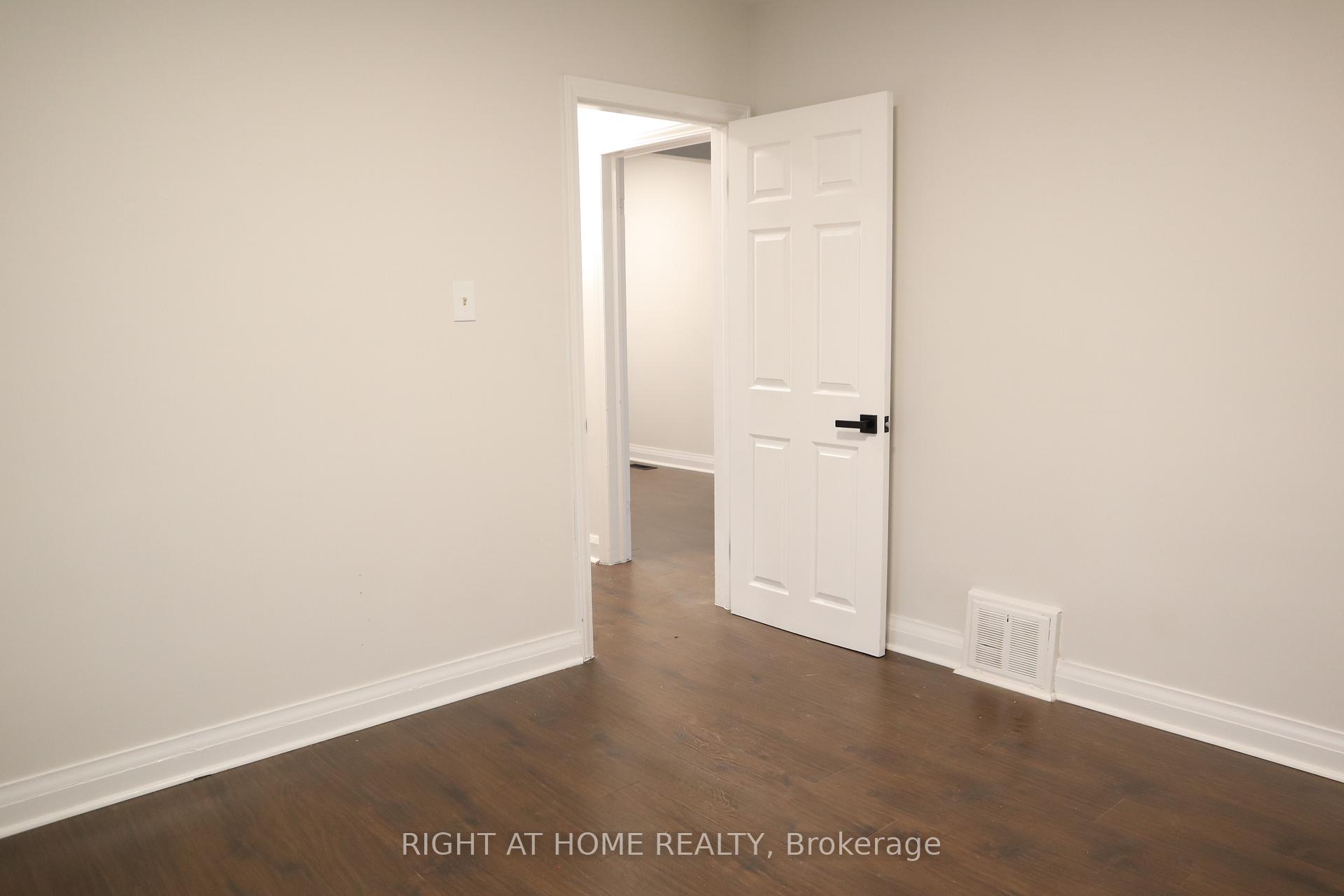 Photo 13 of Unit Upper, 483 Evans Avenue, Etobicoke, Alderwood — HOMEH