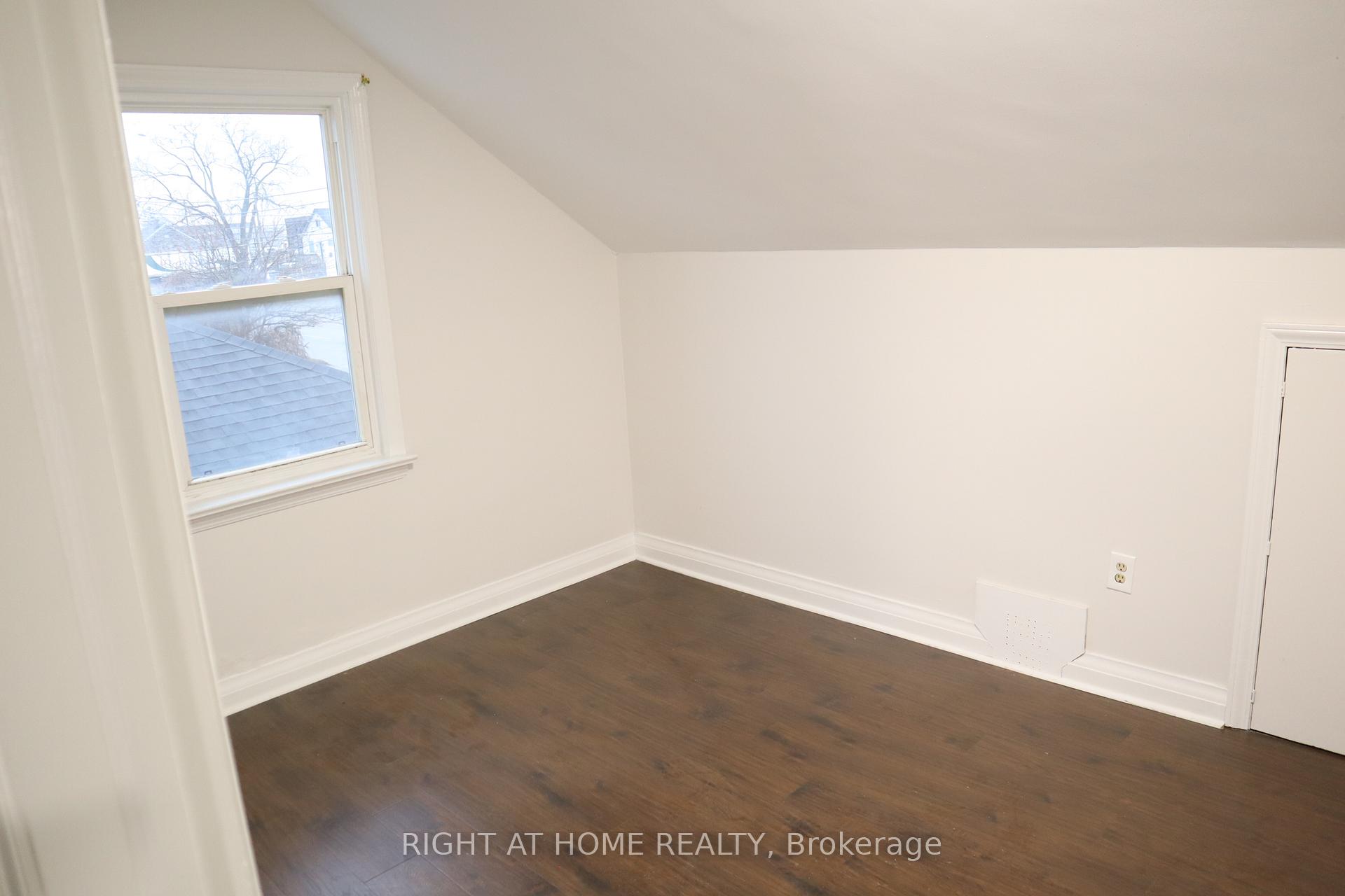 Photo 16 of Unit Upper, 483 Evans Avenue, Etobicoke, Alderwood — HOMEH