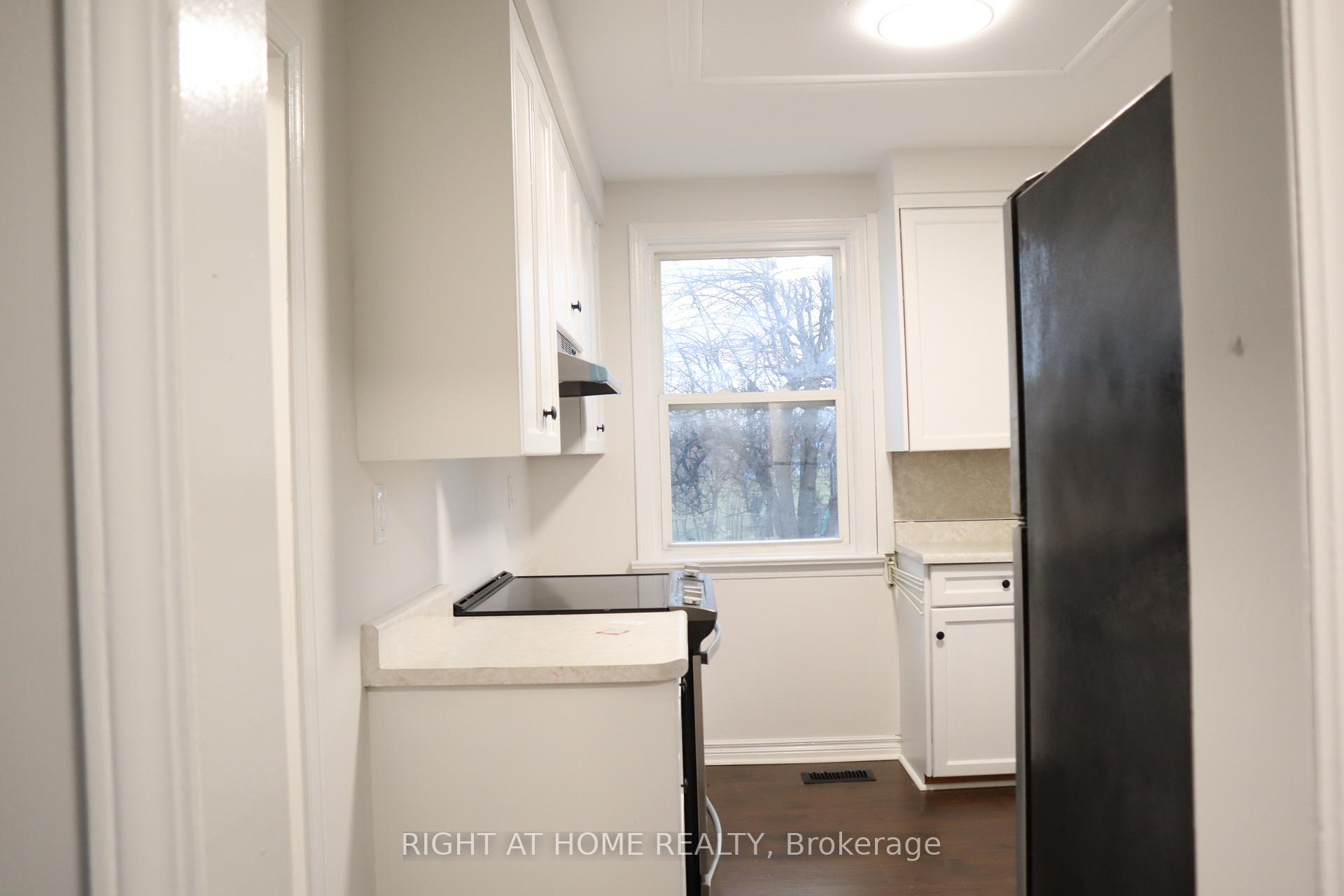 Photo 18 of Unit Upper, 483 Evans Avenue, Etobicoke, Alderwood — HOMEH