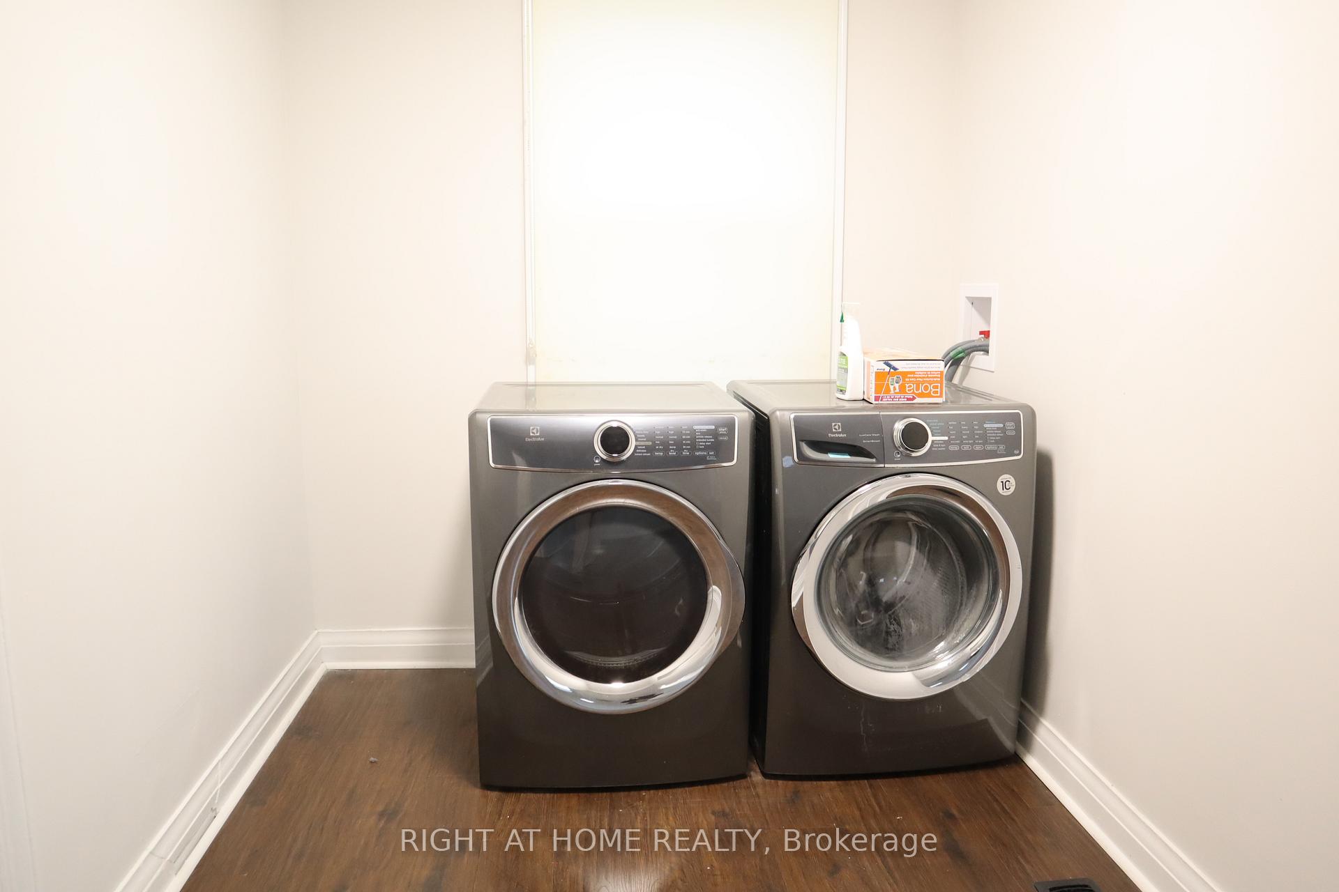 Photo 19 of Unit Upper, 483 Evans Avenue, Etobicoke, Alderwood — HOMEH