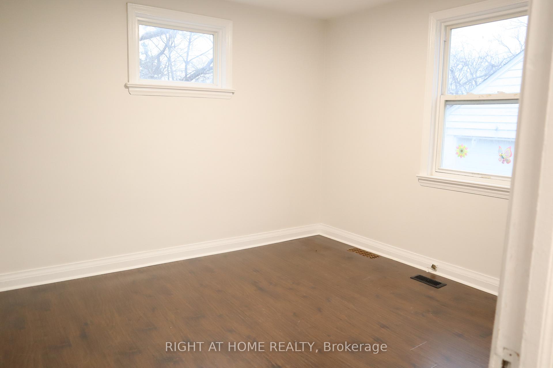 Photo 21 of Unit Upper, 483 Evans Avenue, Etobicoke, Alderwood — HOMEH