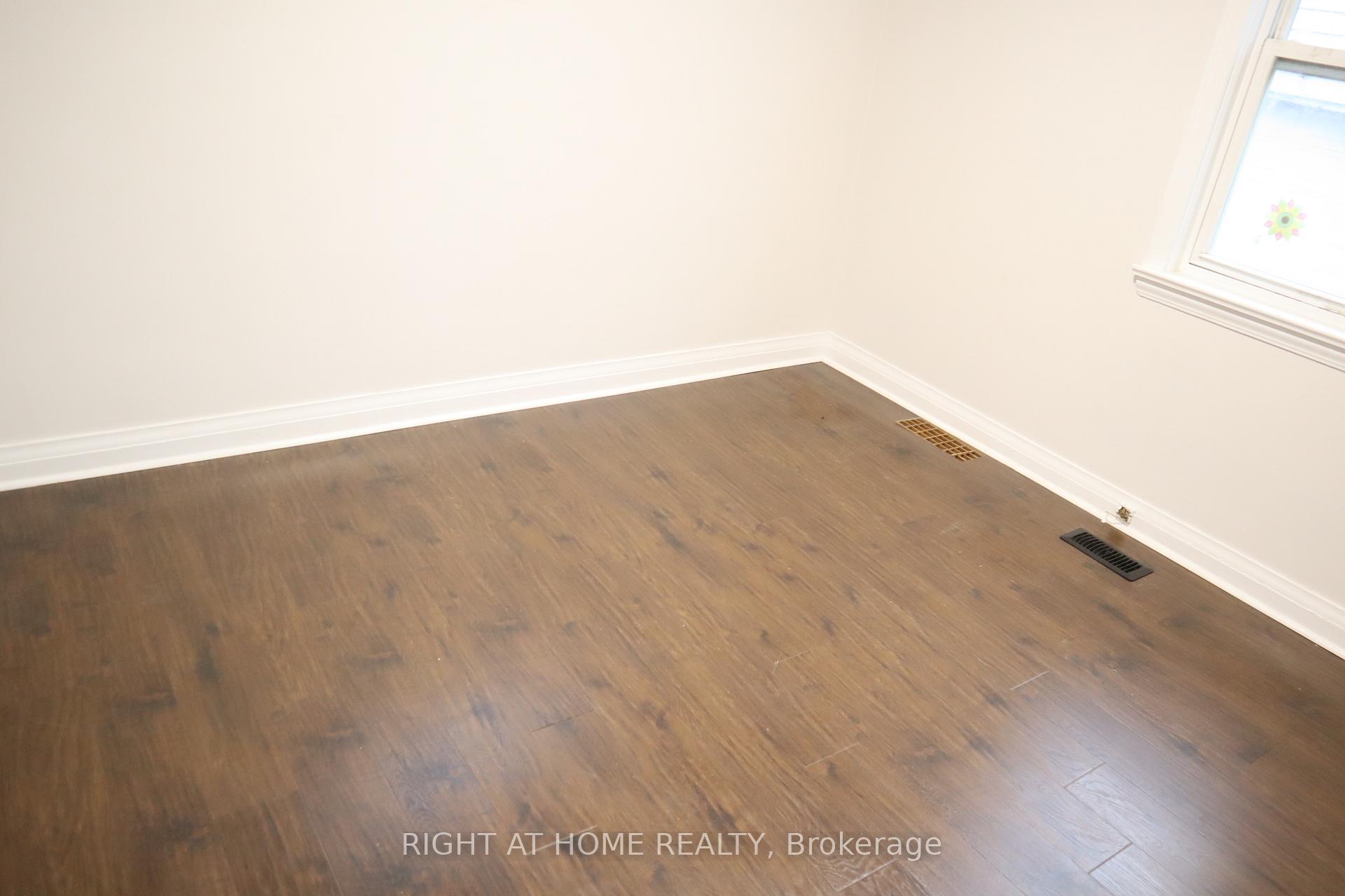 Photo 26 of Unit Upper, 483 Evans Avenue, Etobicoke, Alderwood — HOMEH
