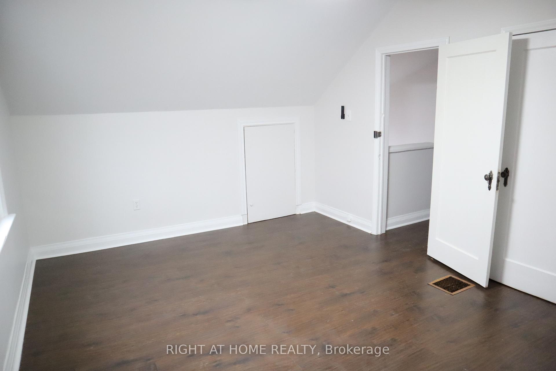 Photo 38 of Unit Upper, 483 Evans Avenue, Etobicoke, Alderwood — HOMEH