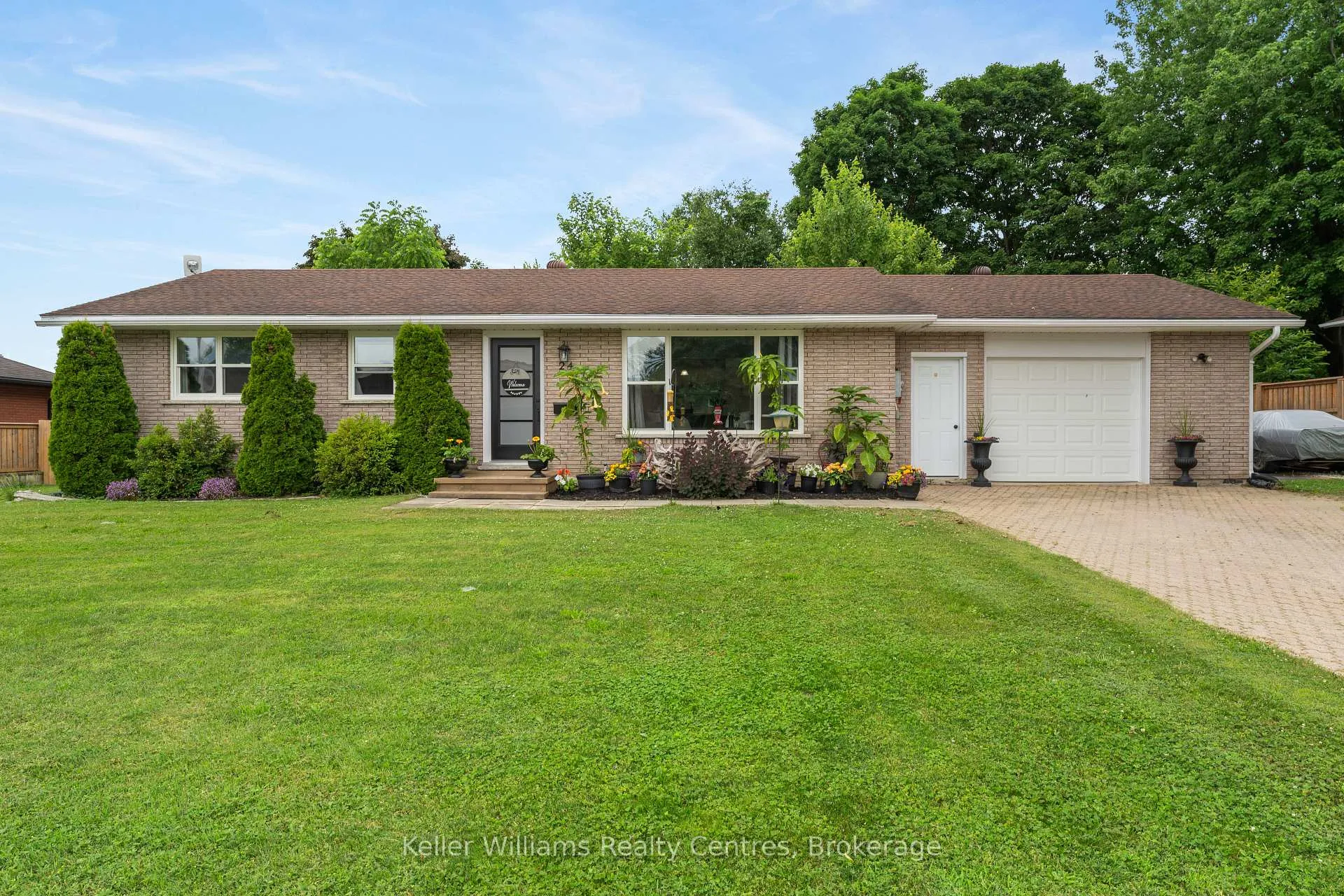 Photo 4 of 24 Fairview Drive, Arran-Elderslie — HOMEH