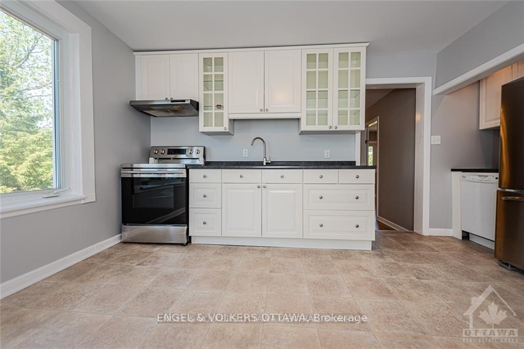 Photo 7 of Unit A, 43 Clarendon Avenue, Ottawa, Ottawa West — HOMEH