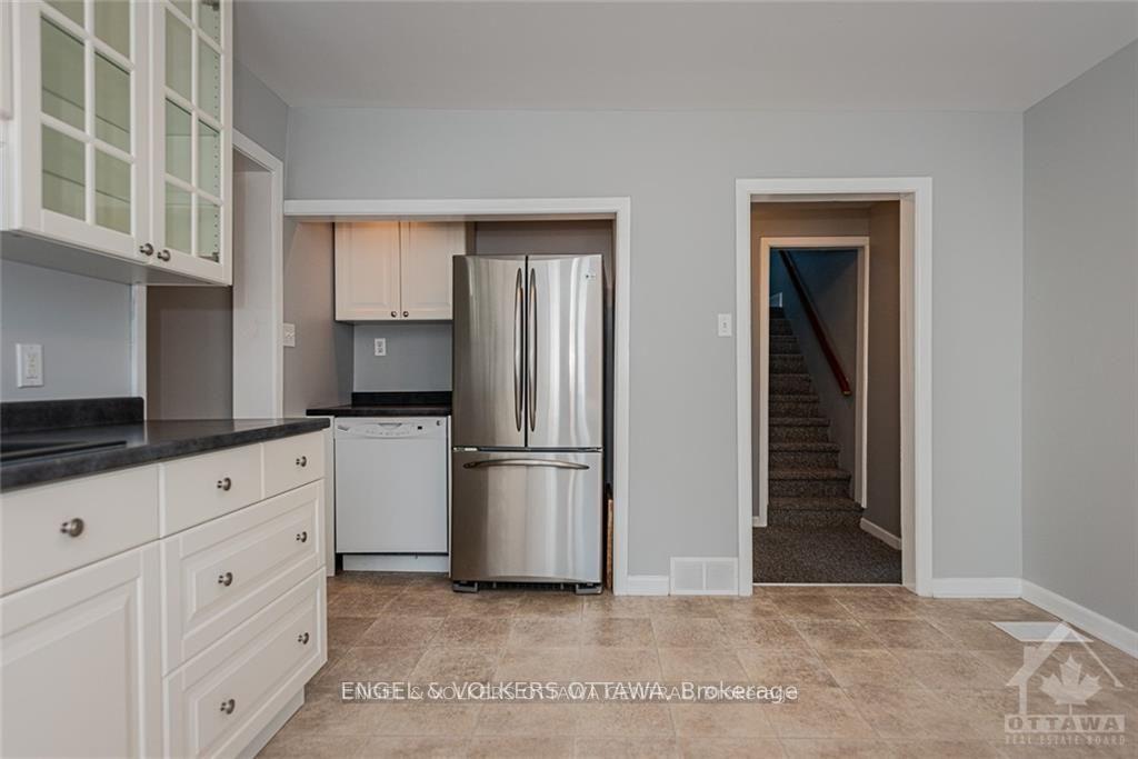 Photo 10 of Unit A, 43 Clarendon Avenue, Ottawa, Ottawa West — HOMEH