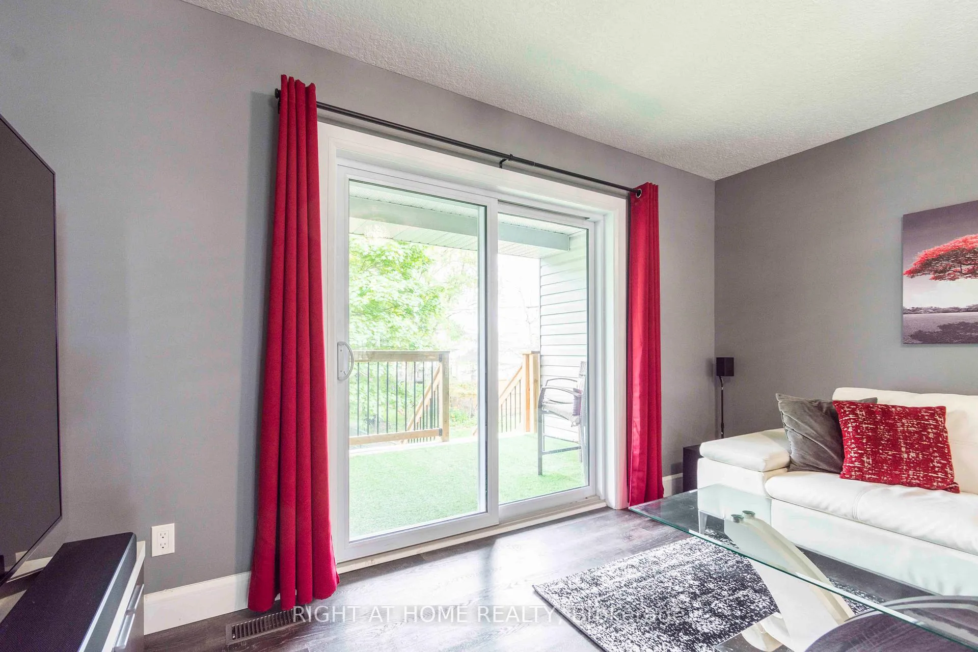 Photo 15 of 72 Gordon Street, Belleville, Belleville Ward — HOMEH