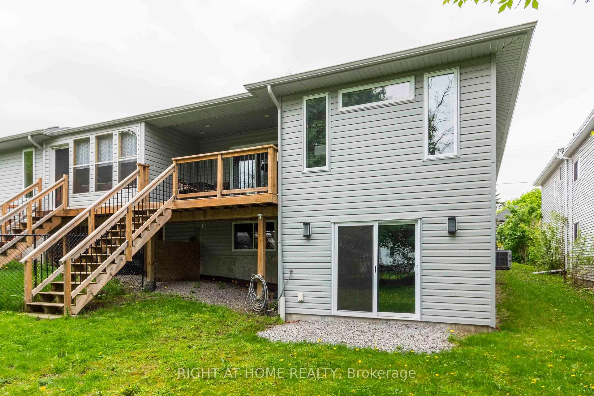 Photo 31 of 72 Gordon Street, Belleville, Belleville Ward — HOMEH