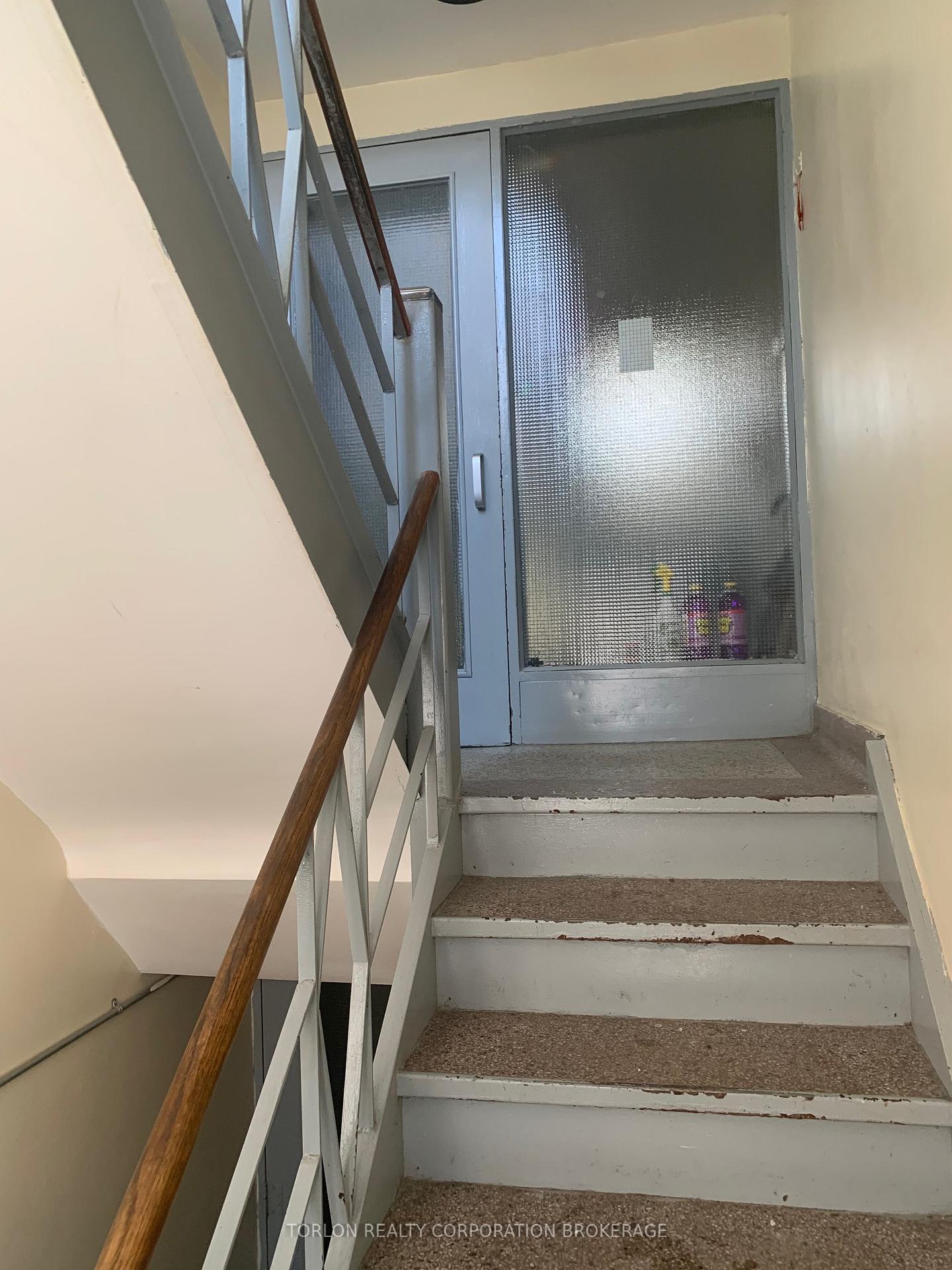 Photo 3 of Unit 2, 460 Horner Avenue, Etobicoke, Alderwood — HOMEH
